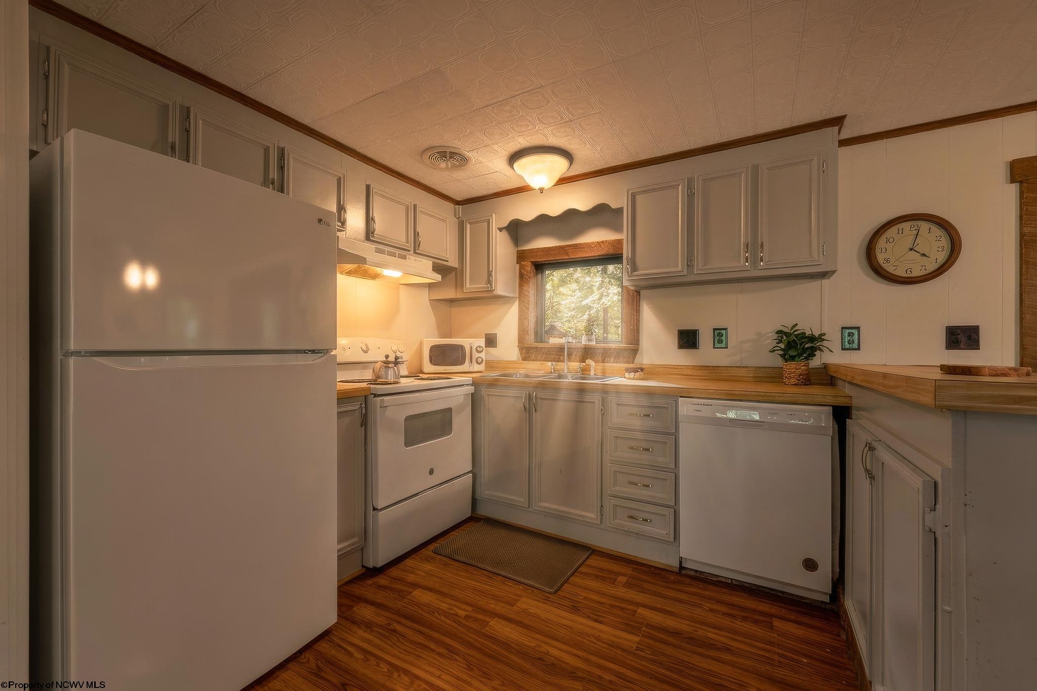 Gallery Image 18