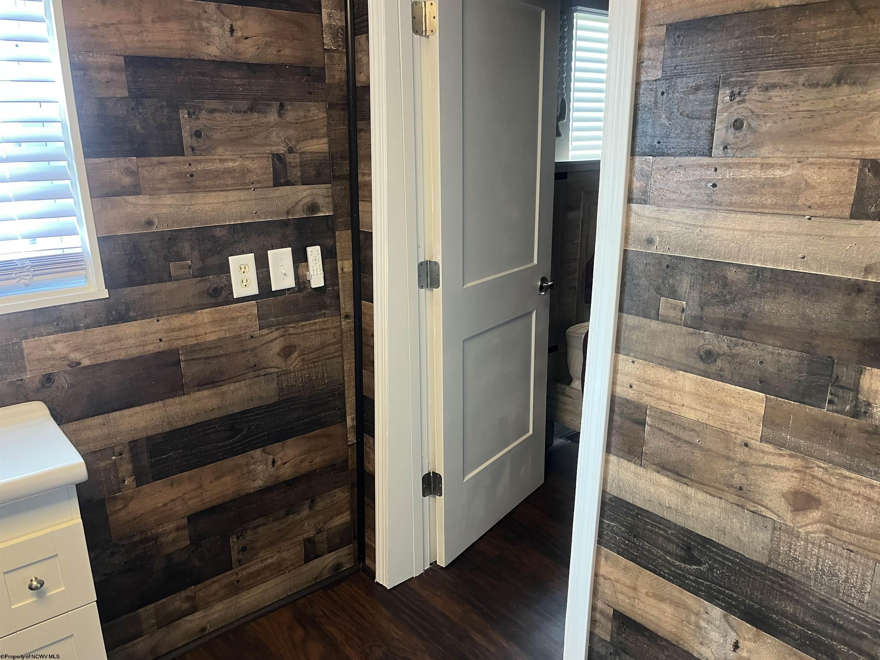 Gallery Image 32