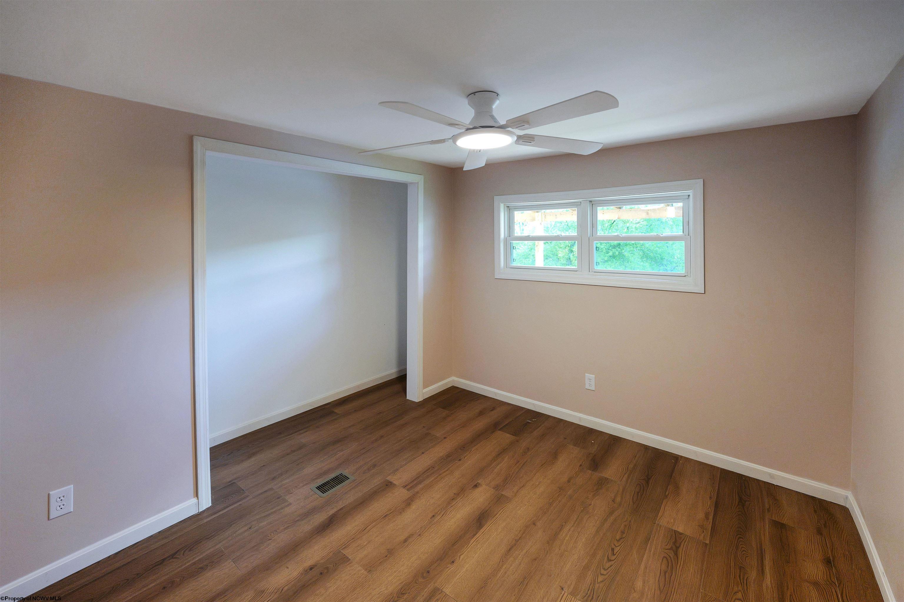 Gallery Image 18