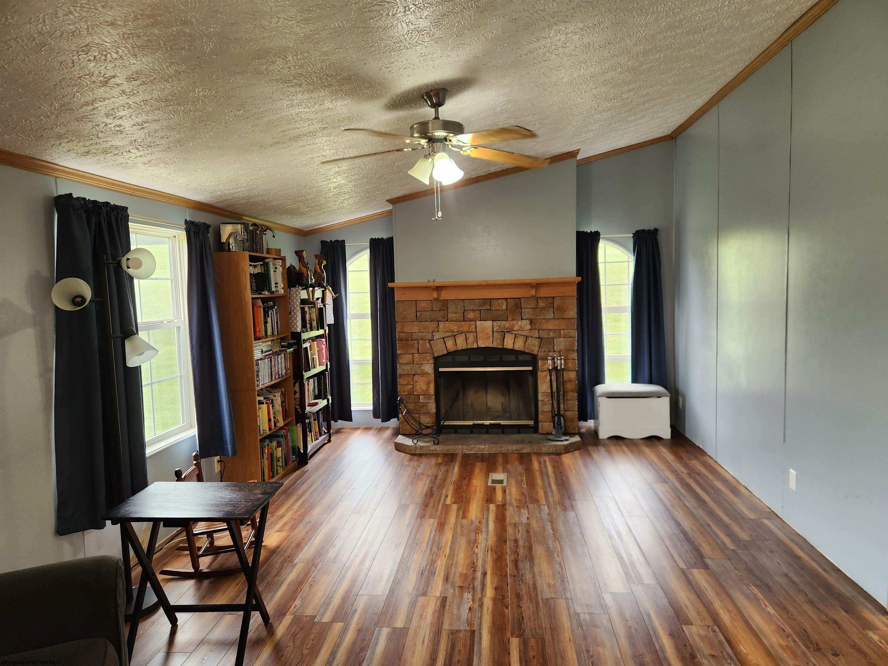 Gallery Image 15