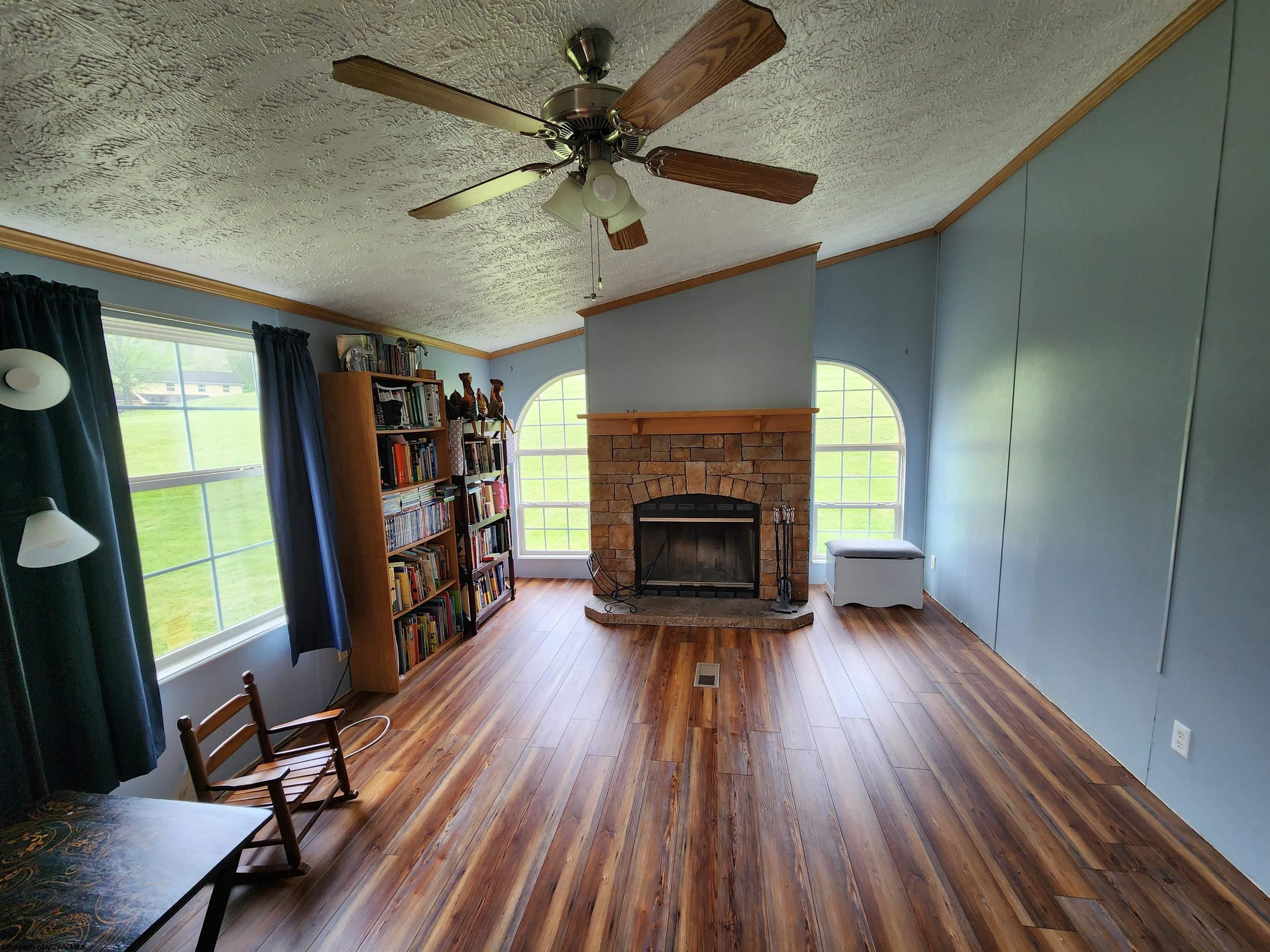 Gallery Image 16