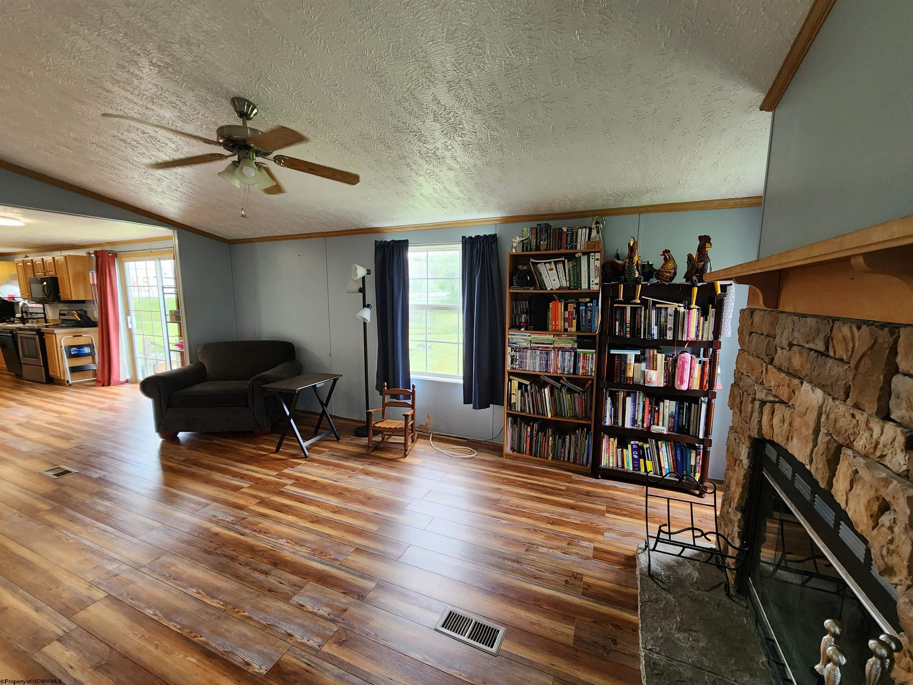 Gallery Image 17