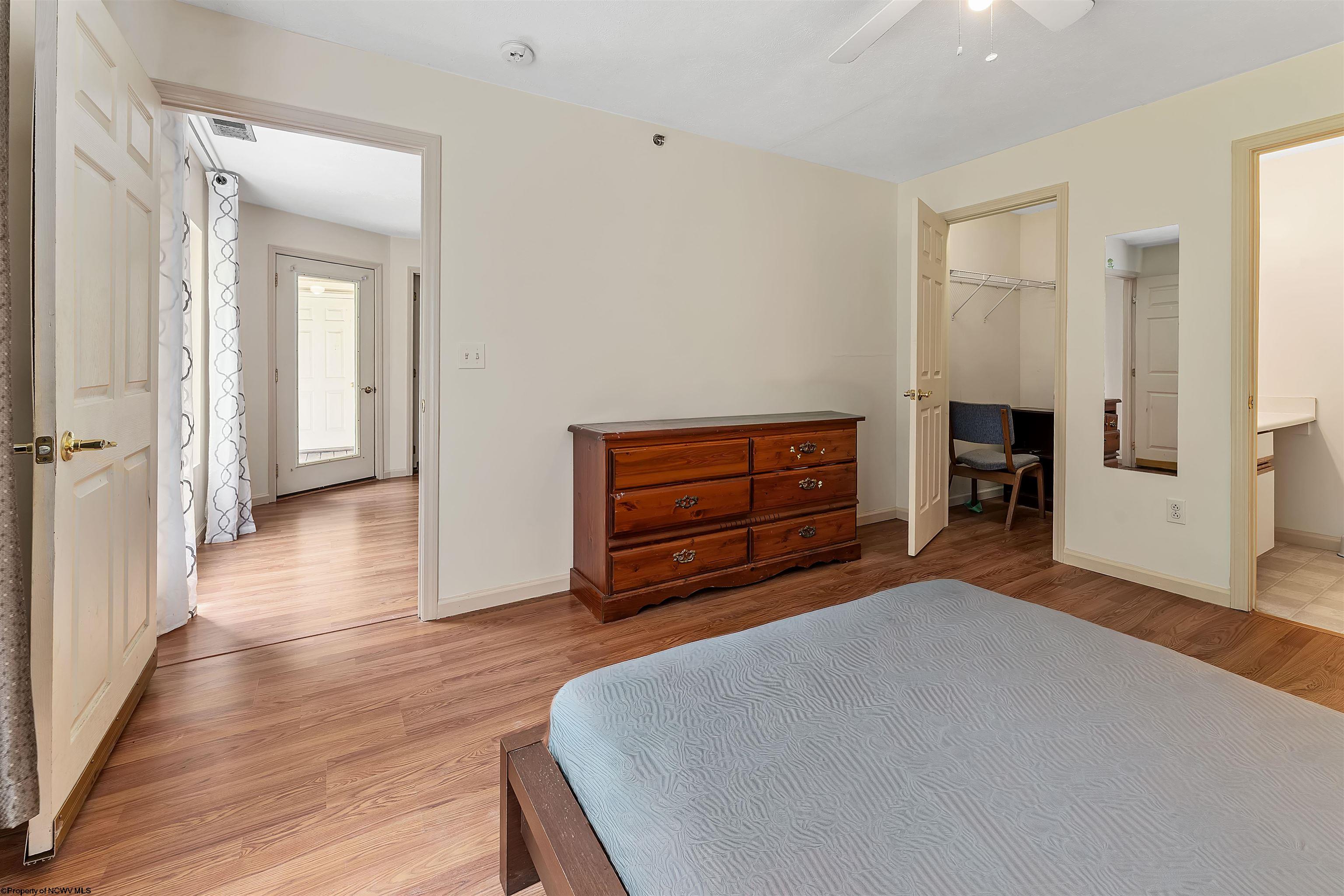 Gallery Image 18