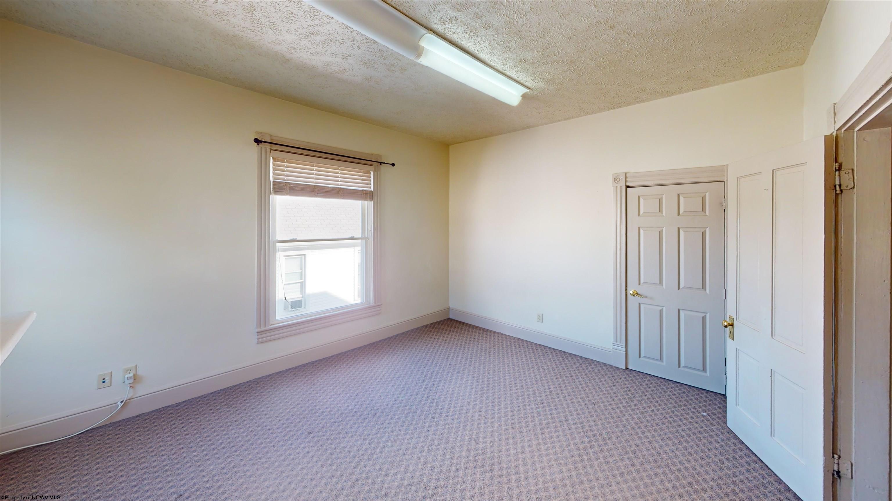 Gallery Image 18