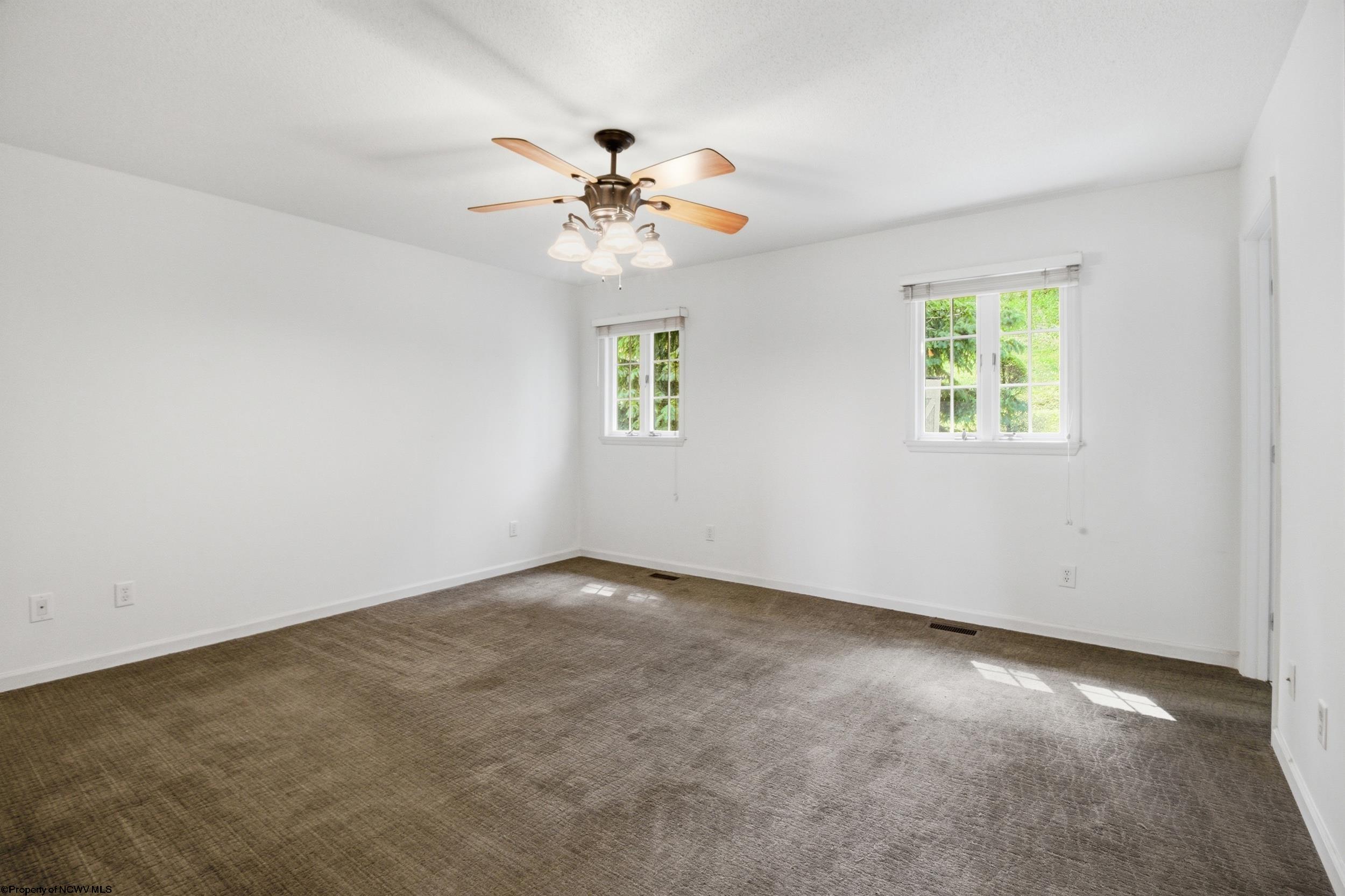 Gallery Image 18