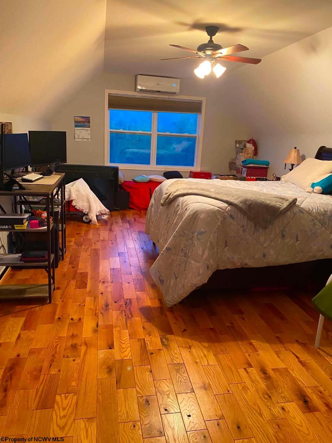 Gallery Image 15