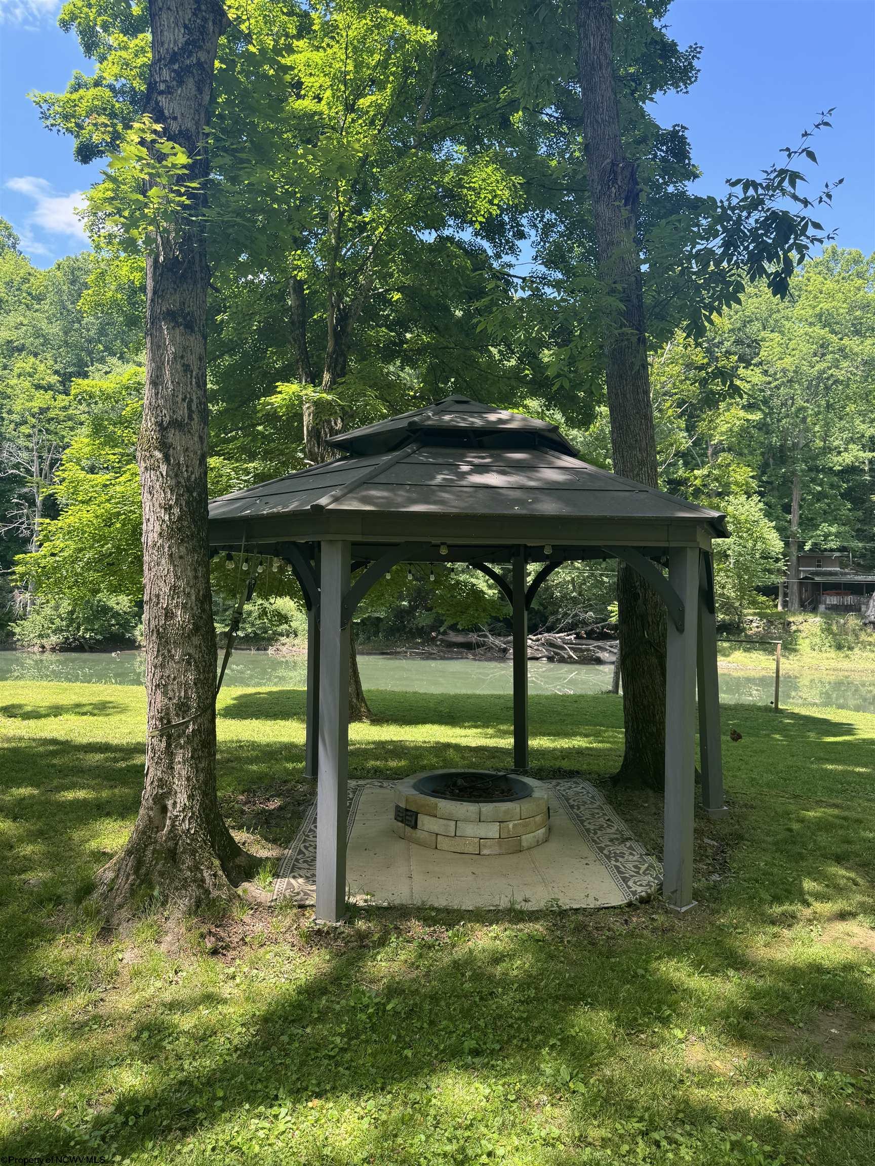 Gallery Image 17