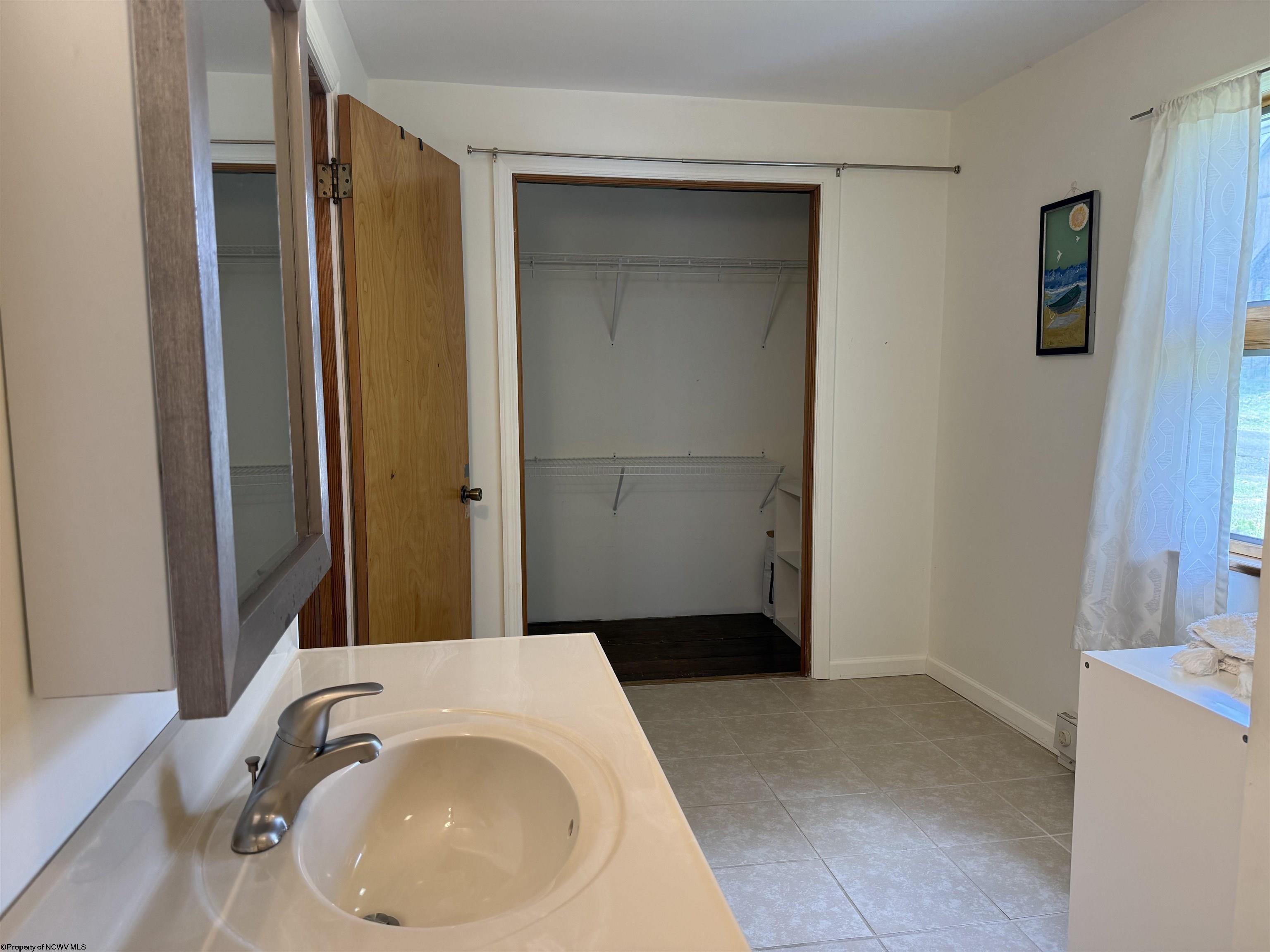 Gallery Image 33