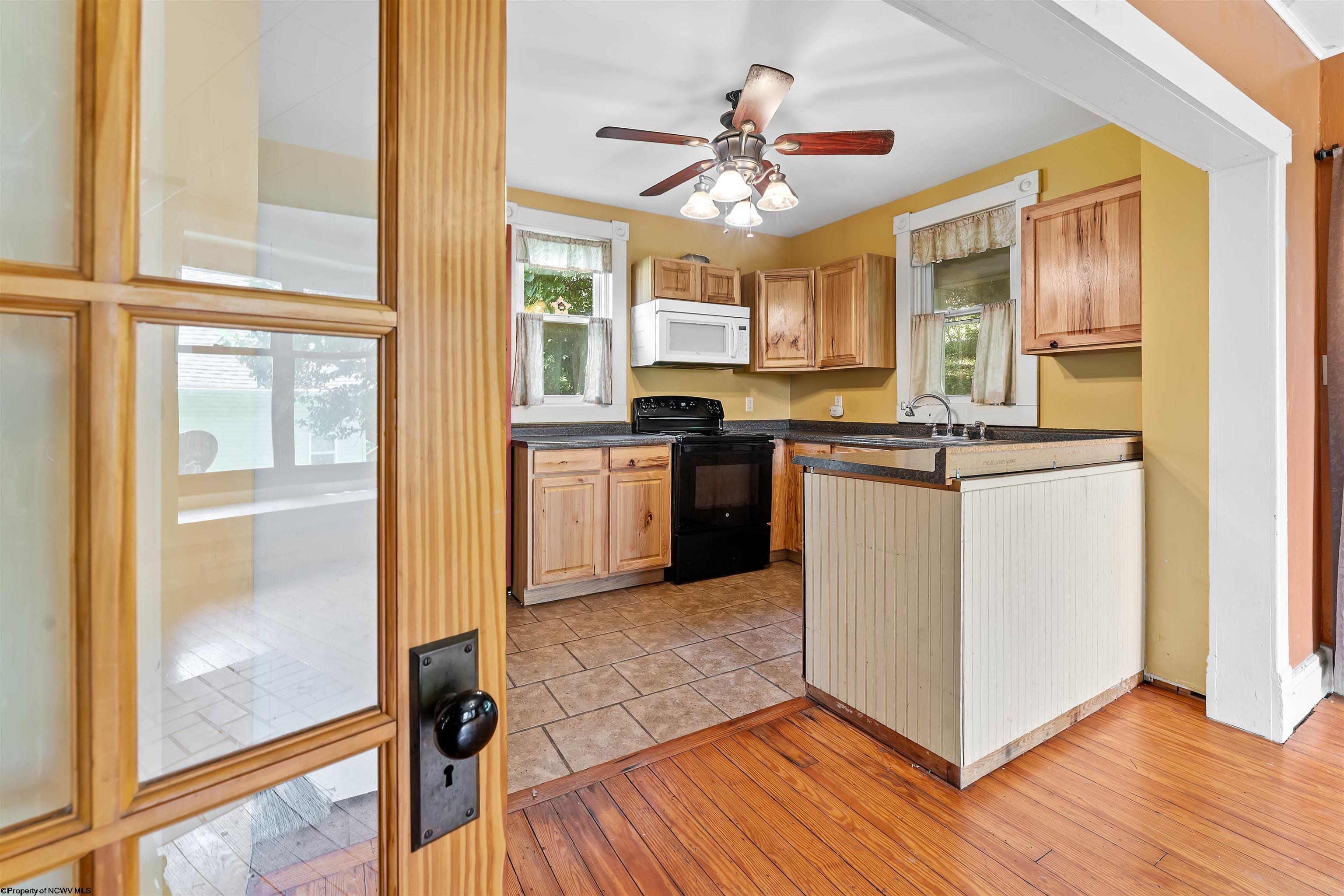 Gallery Image 13