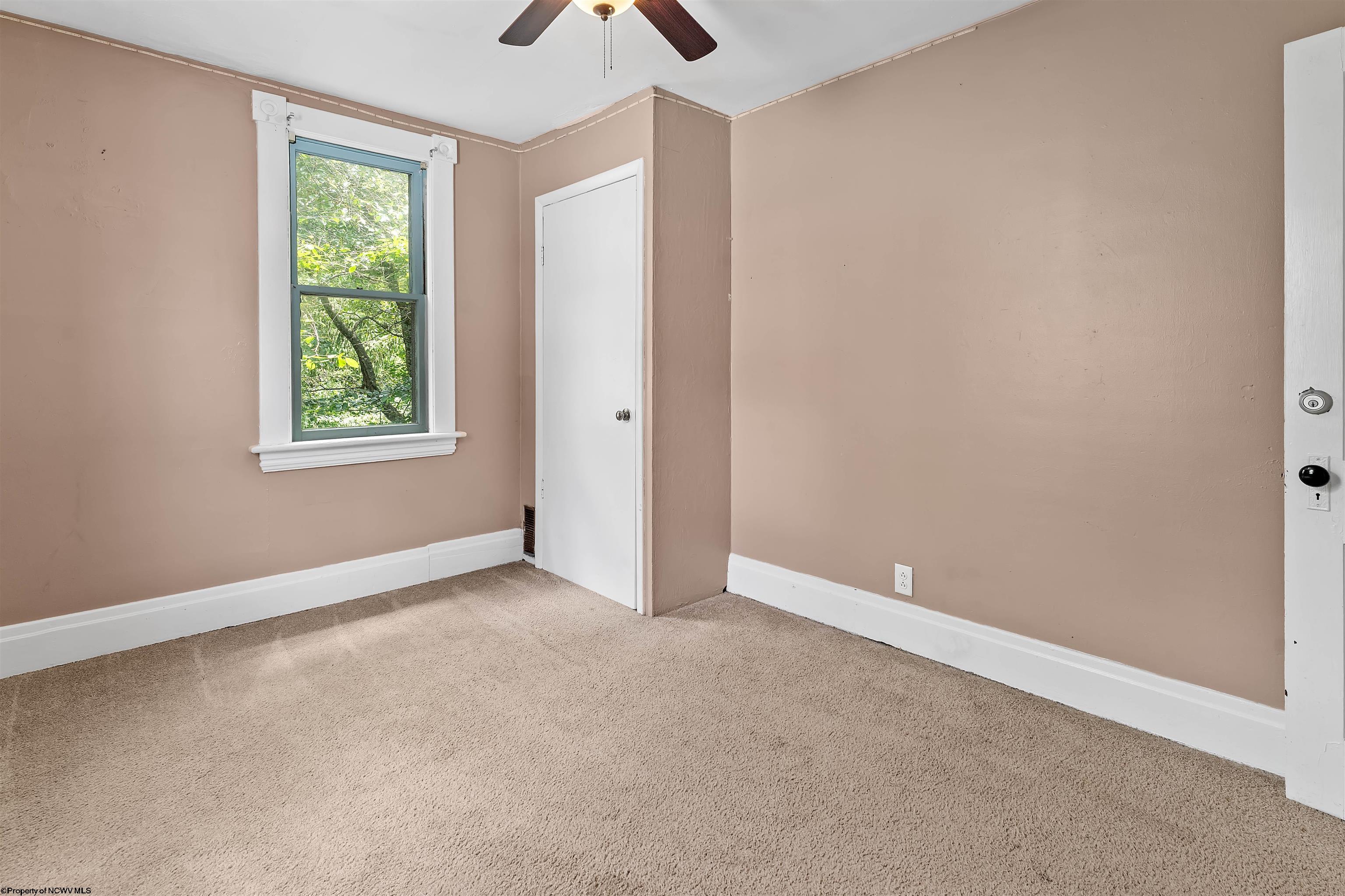 Gallery Image 18