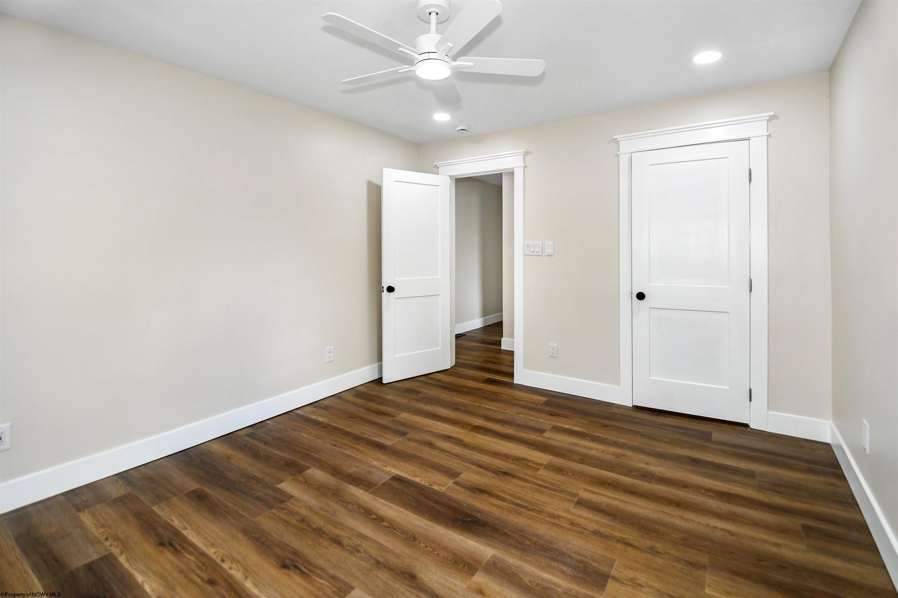 Gallery Image 30