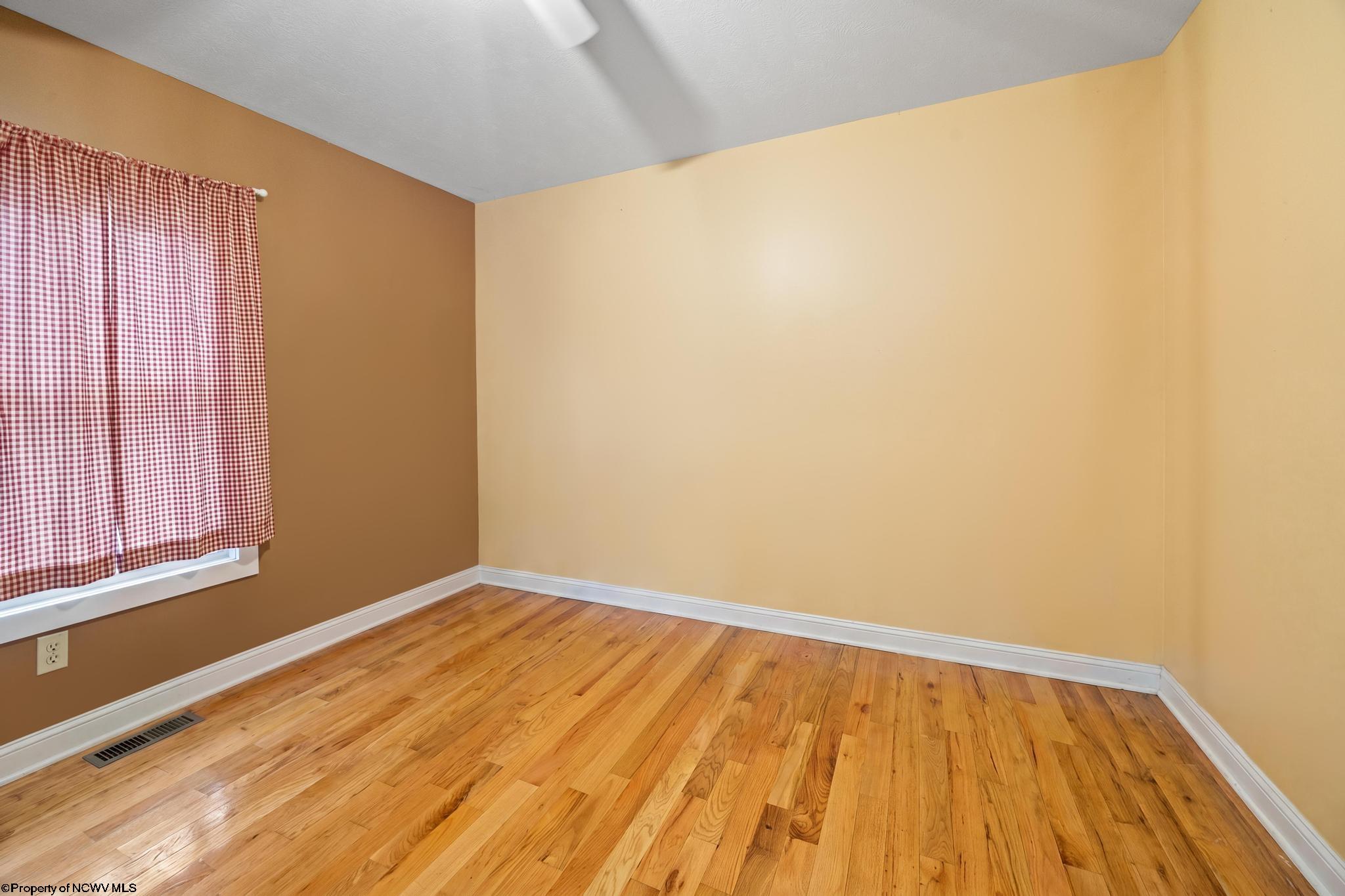 Gallery Image 19
