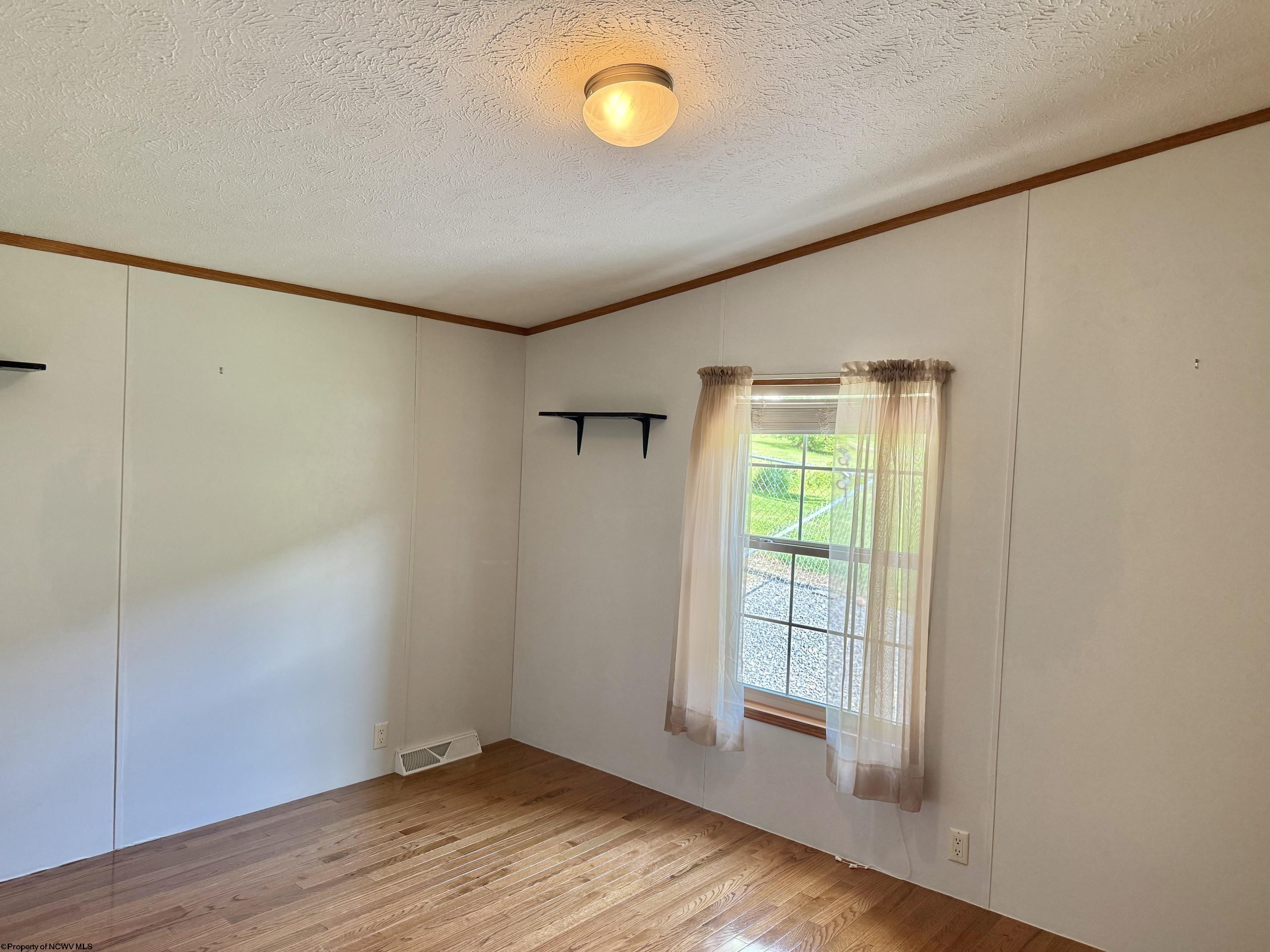 Gallery Image 19