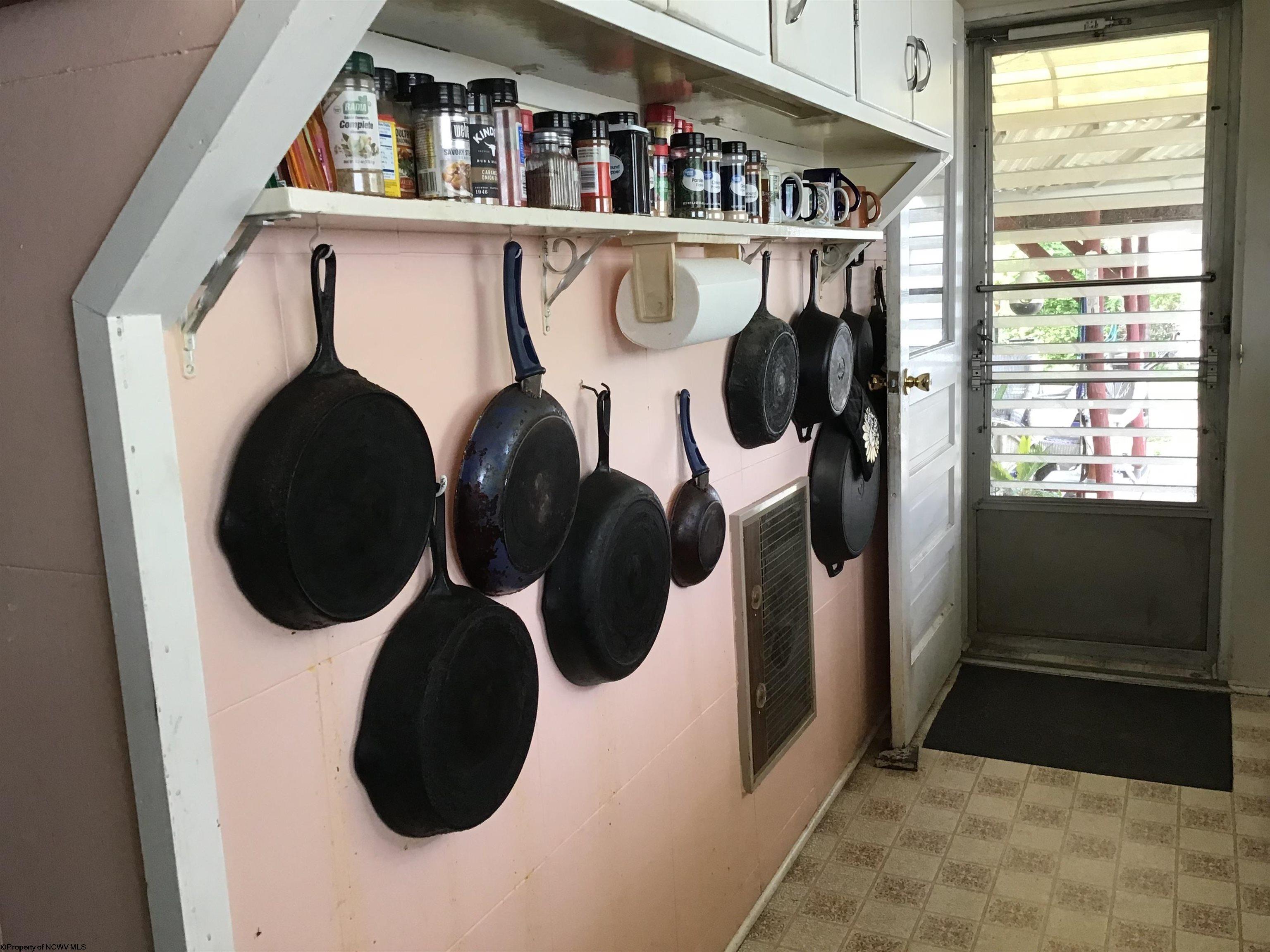 Gallery Image 17