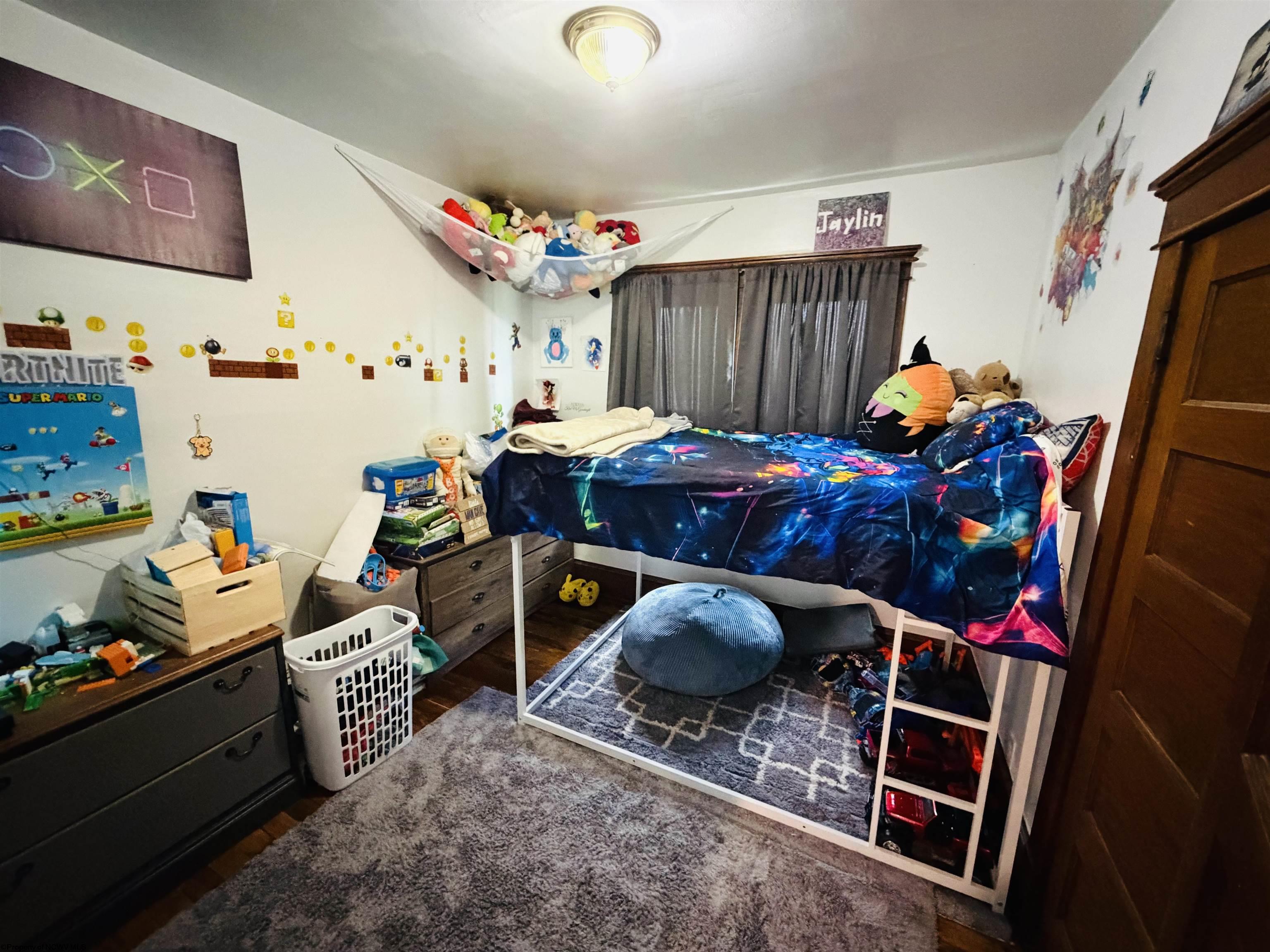 Gallery Image 15