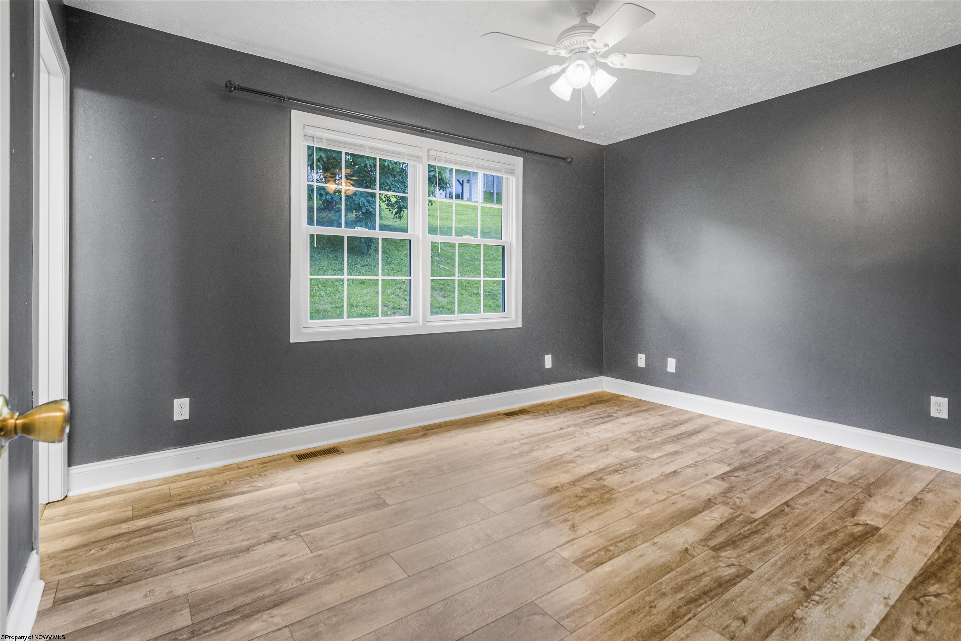 Gallery Image 18