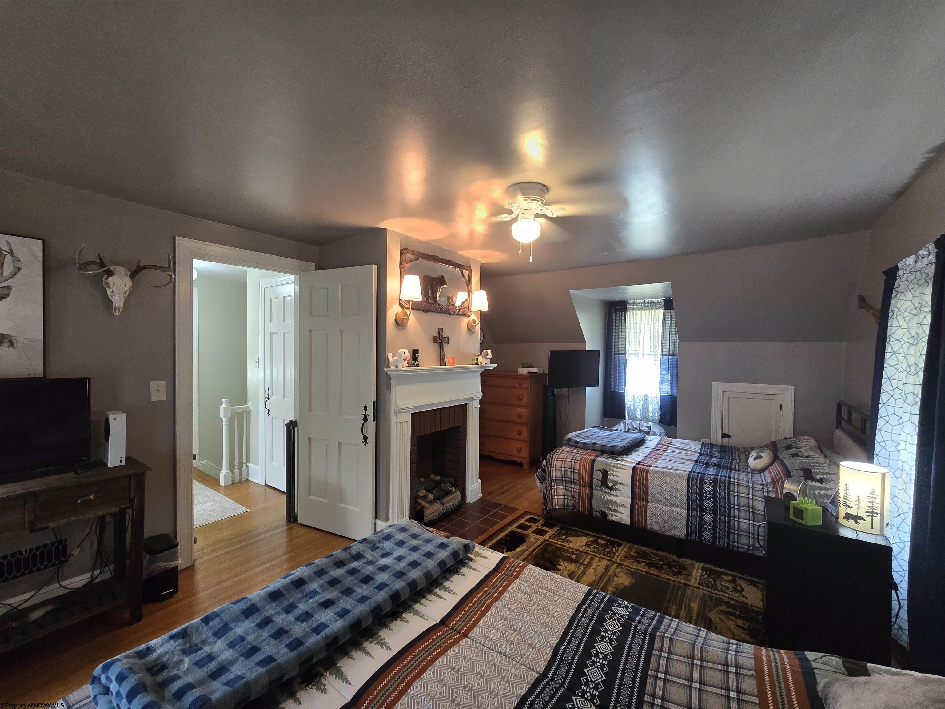 Gallery Image 21