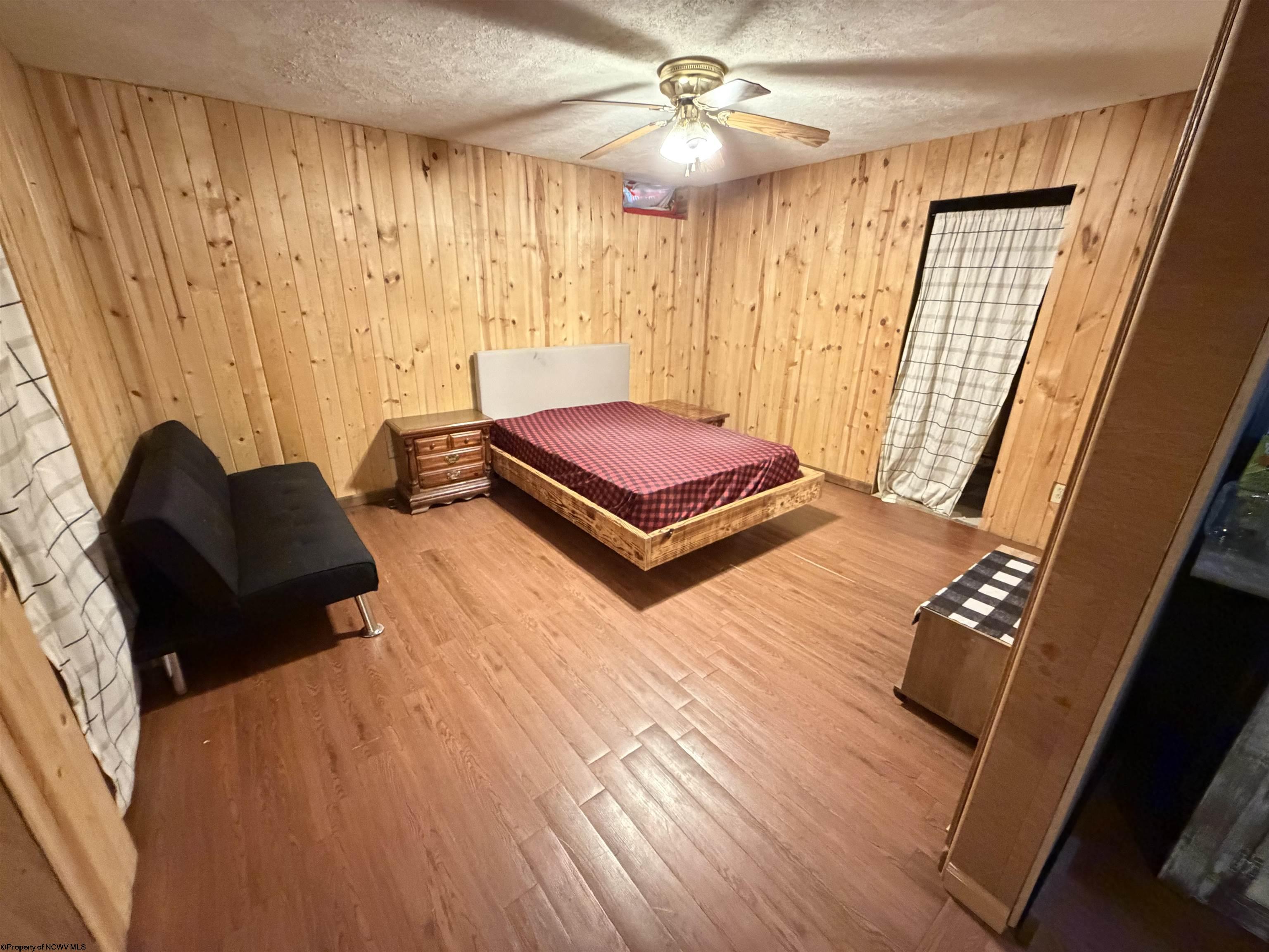Gallery Image 14