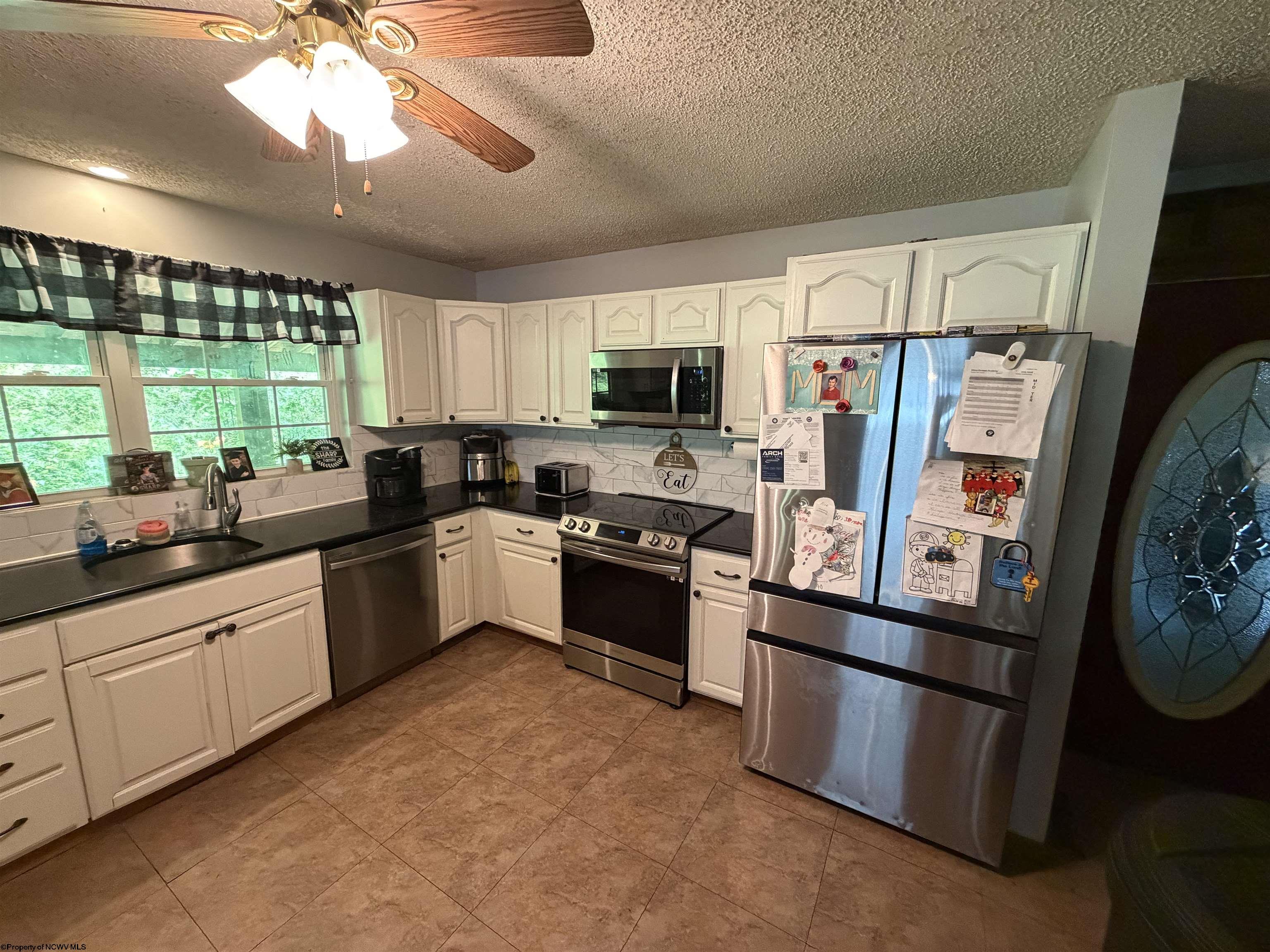 Gallery Image 25