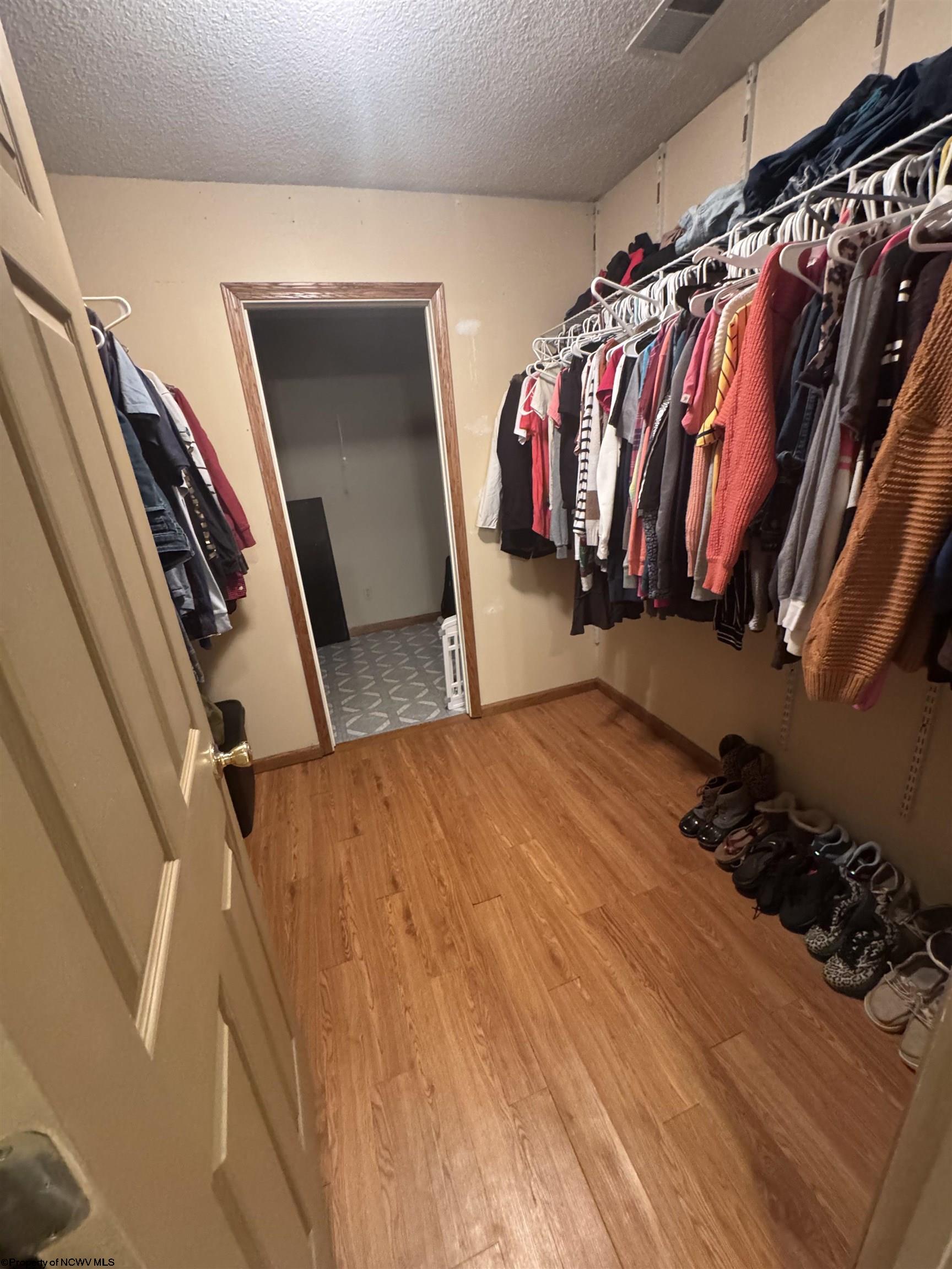 Gallery Image 36