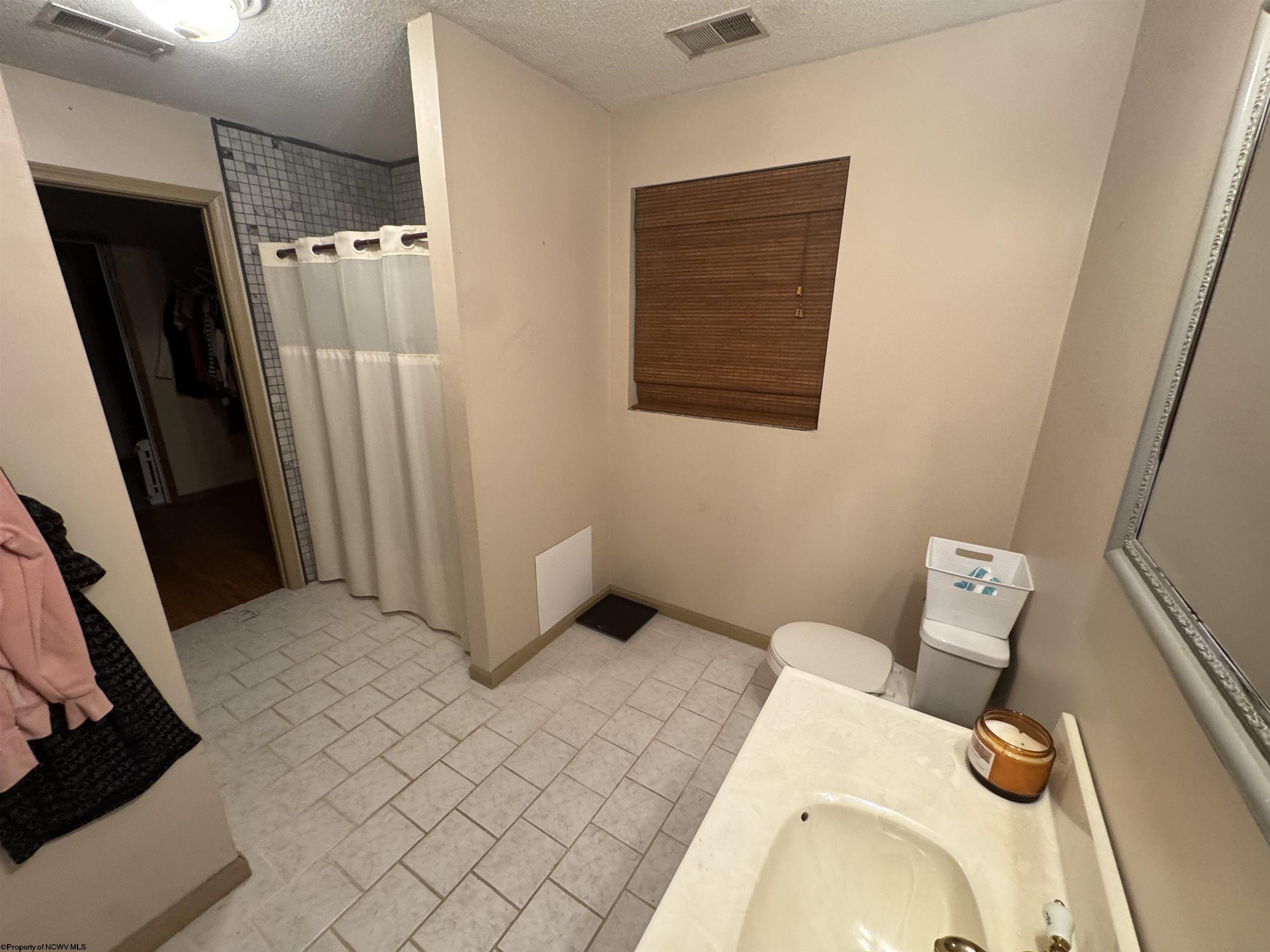 Gallery Image 38