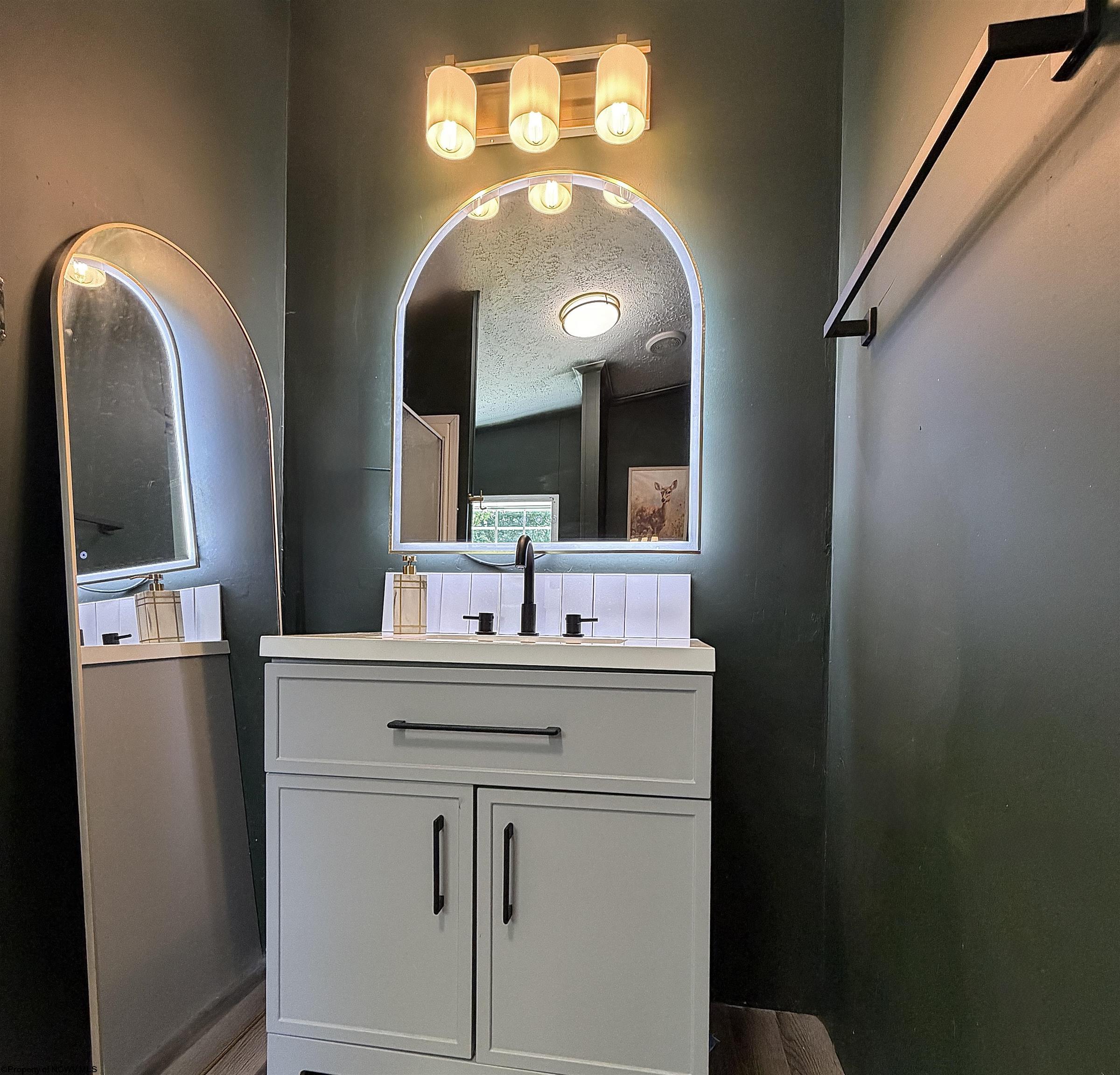 Gallery Image 15