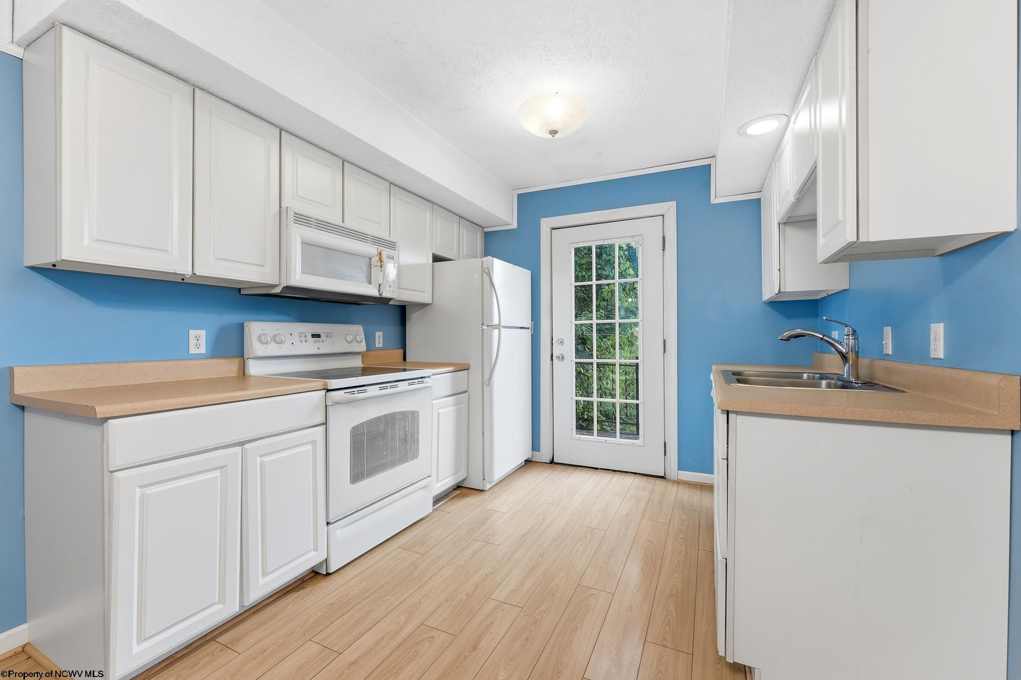 Gallery Image 12