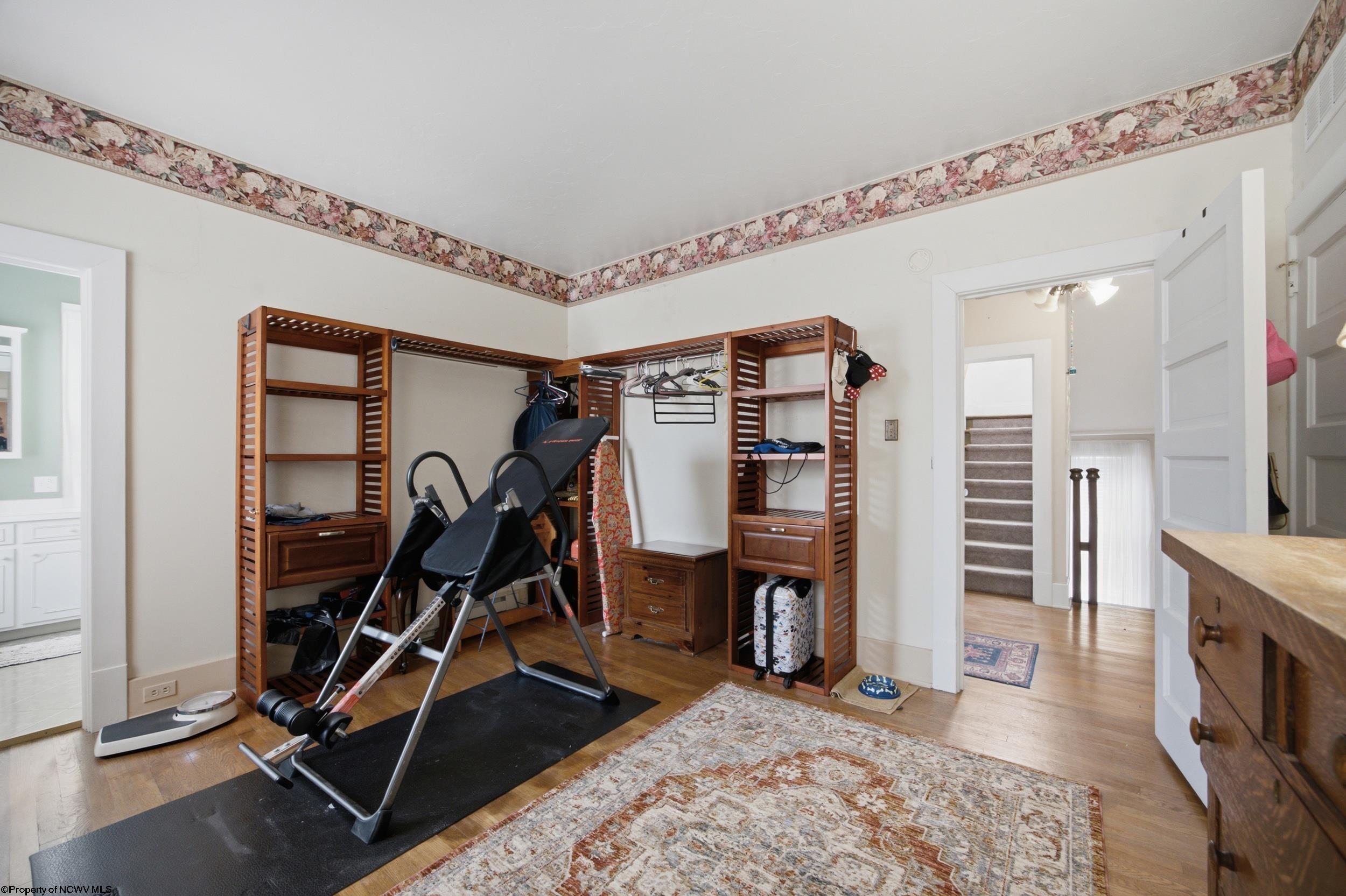 Gallery Image 18