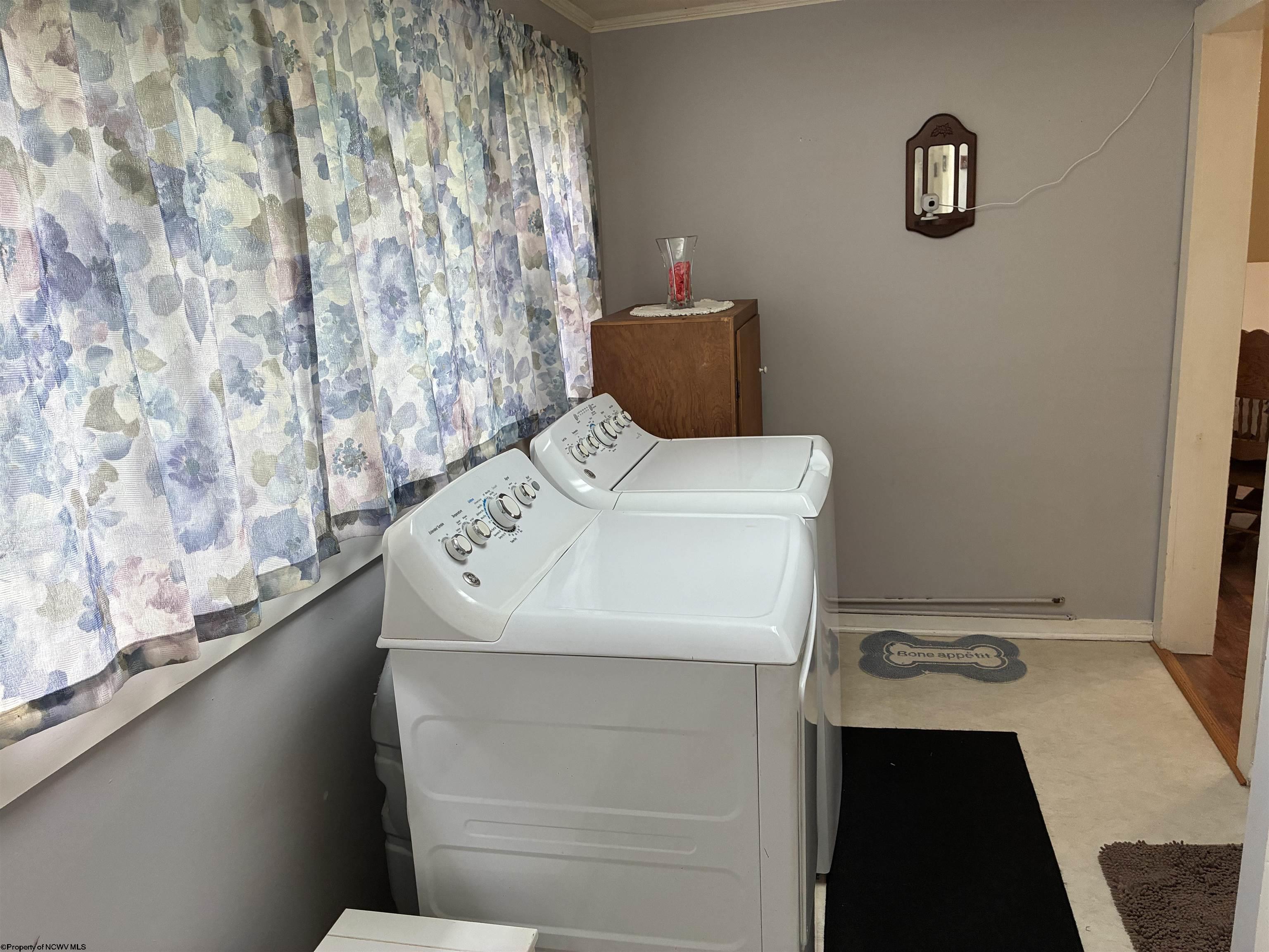 Gallery Image 13