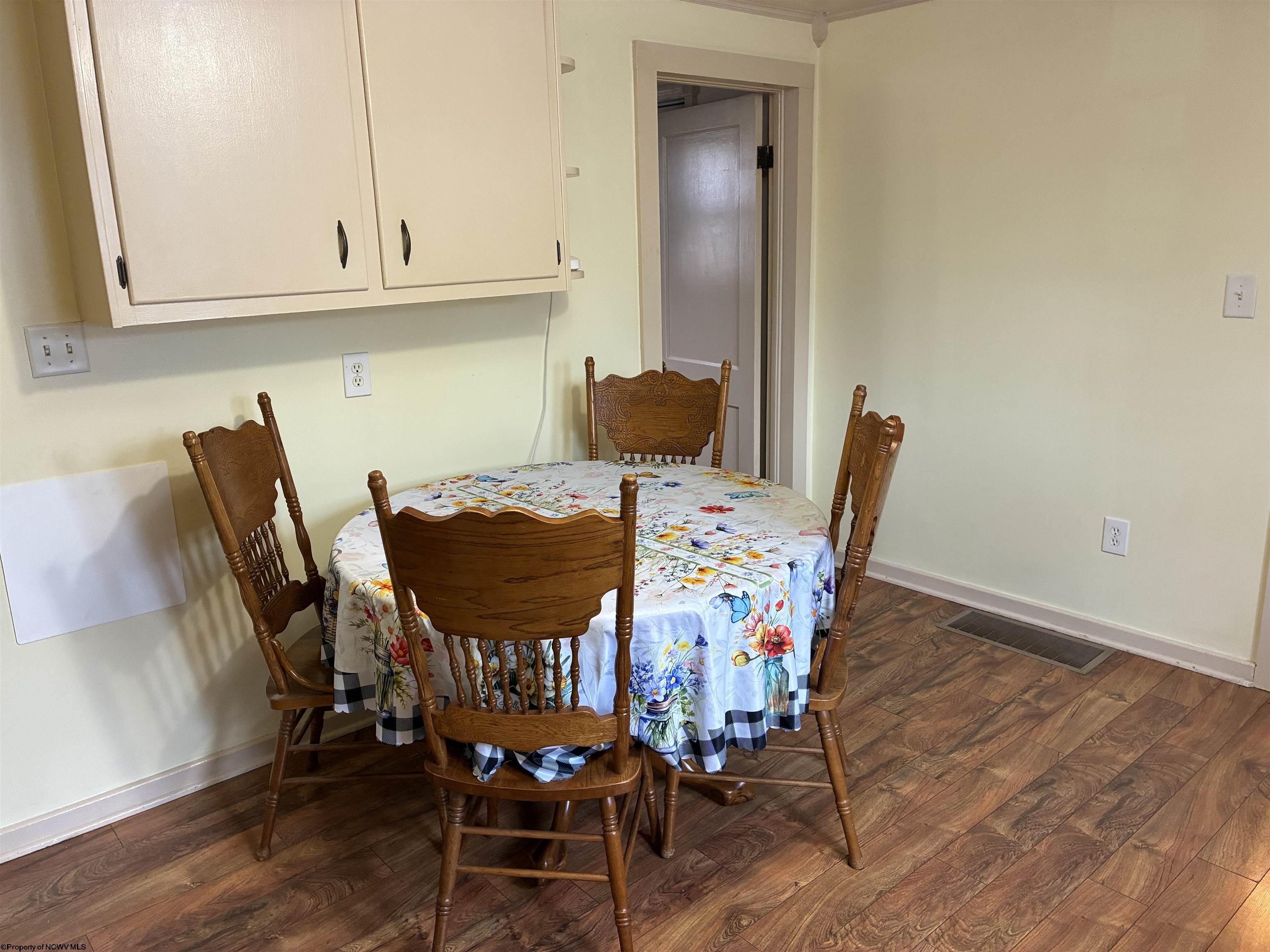 Gallery Image 14