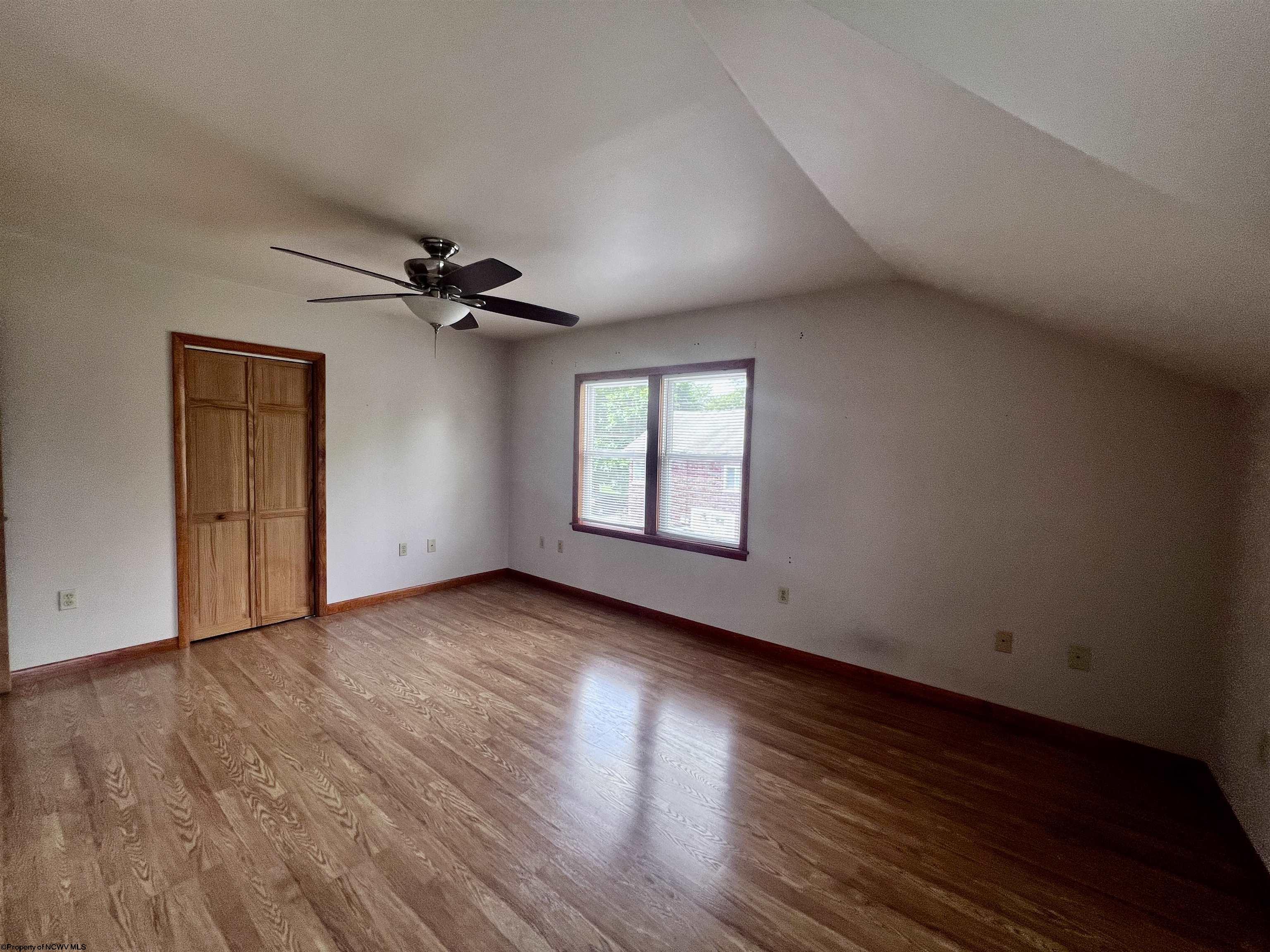 Gallery Image 18