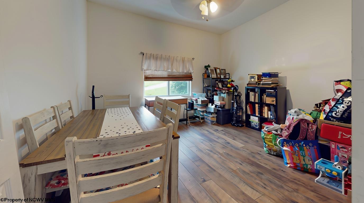 Gallery Image 13