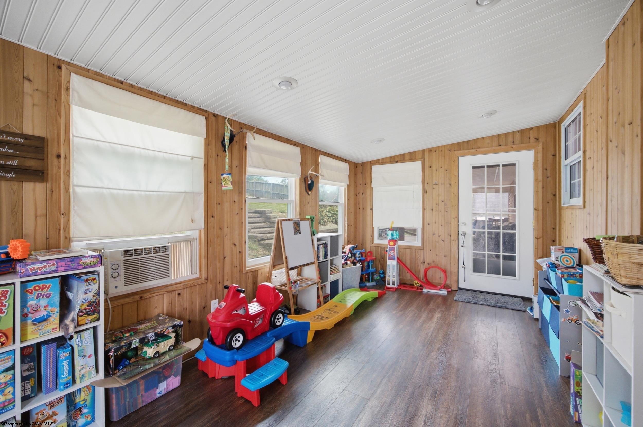 Gallery Image 9