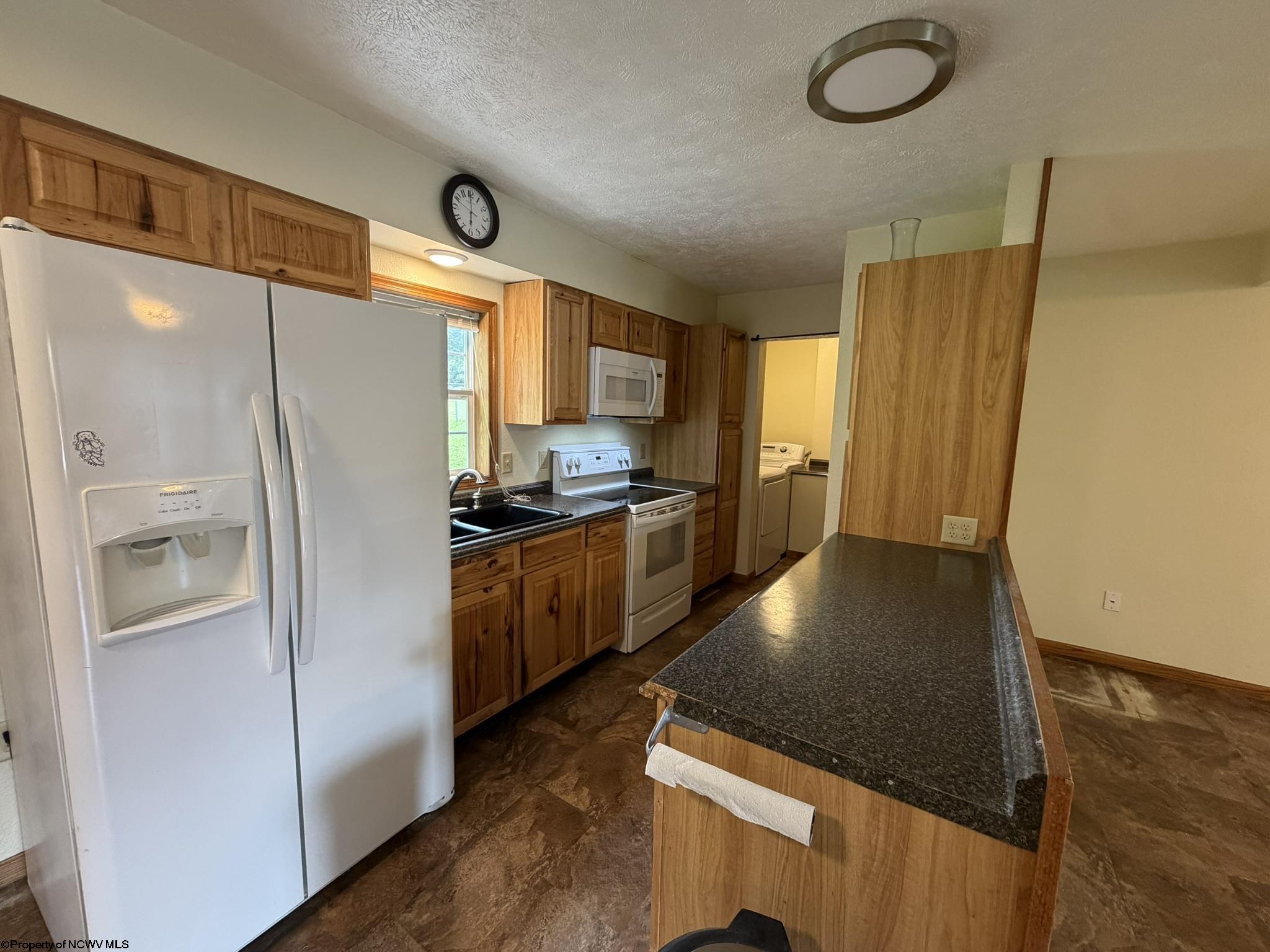 Gallery Image 16