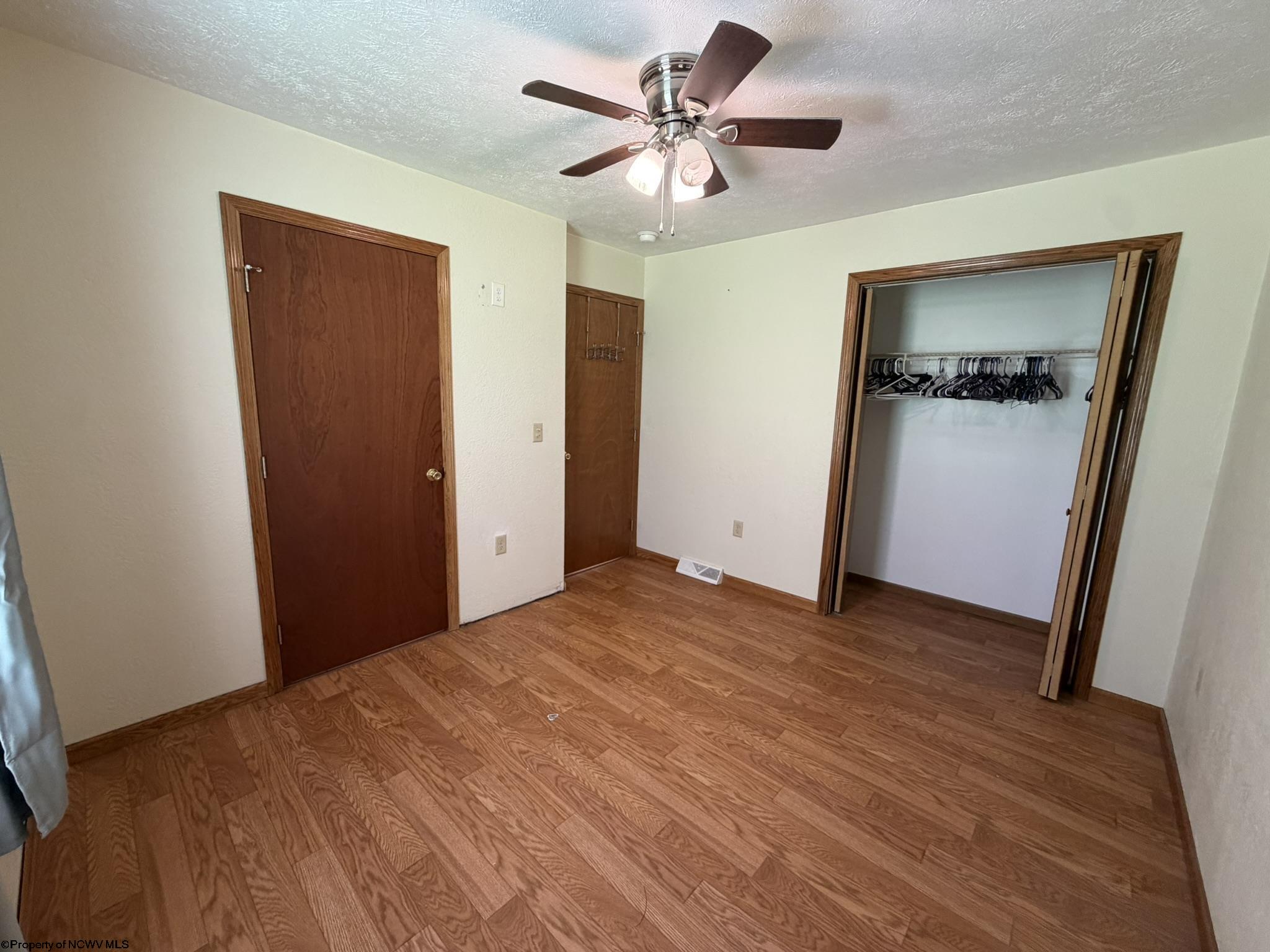 Gallery Image 30