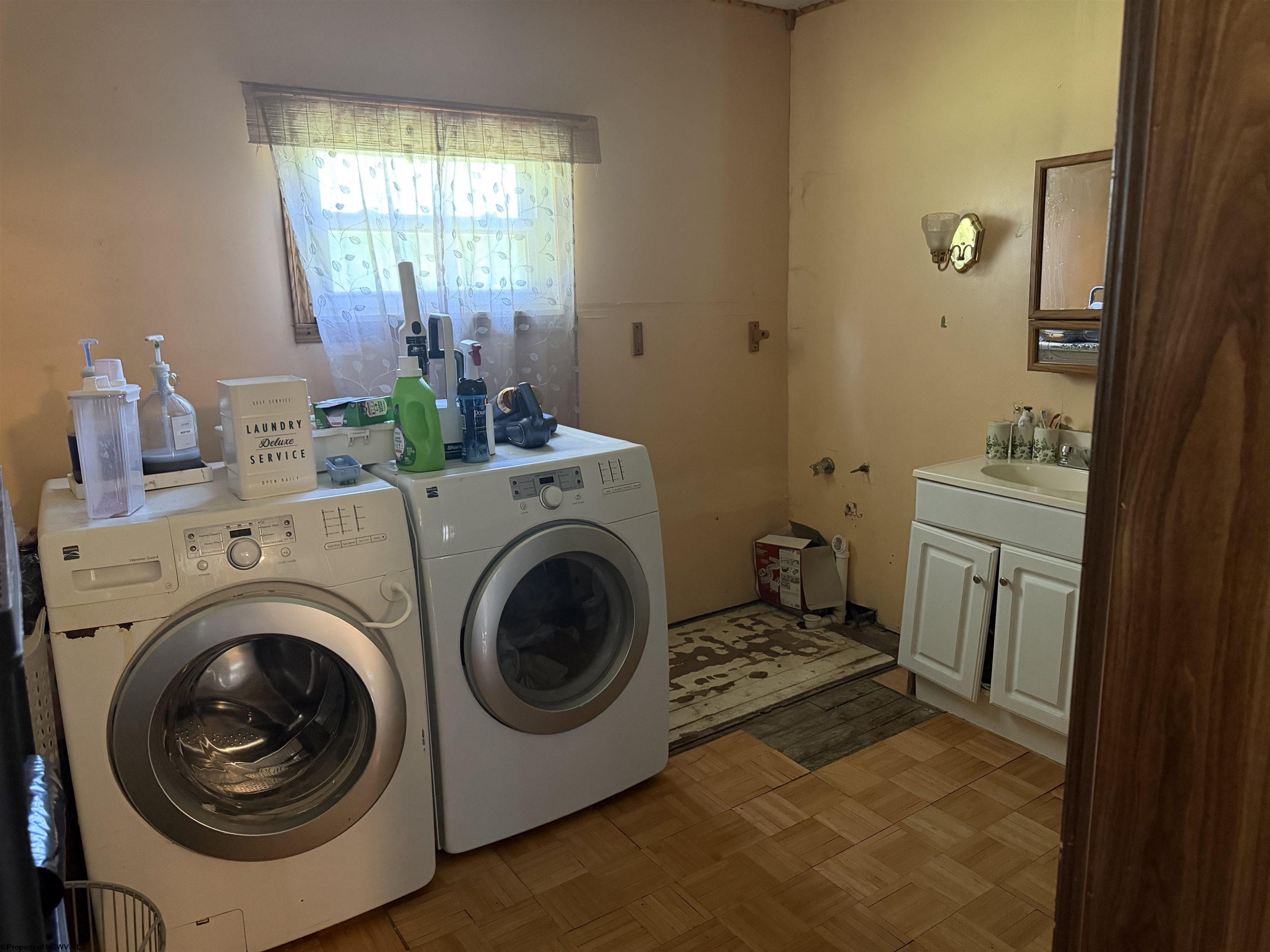 Gallery Image 15