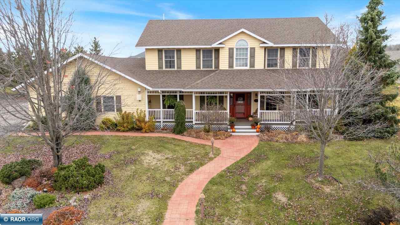 303 N Fairview Circle