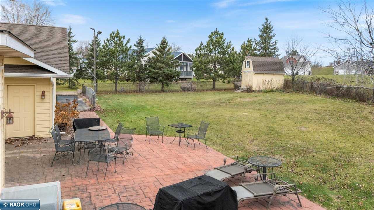 303 N Fairview Circle