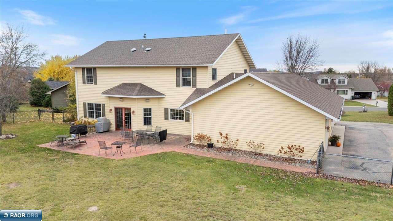 303 N Fairview Circle