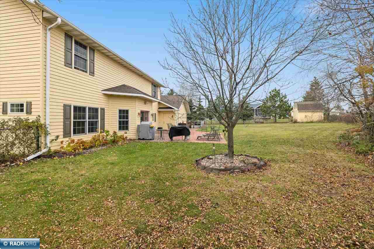 303 N Fairview Circle