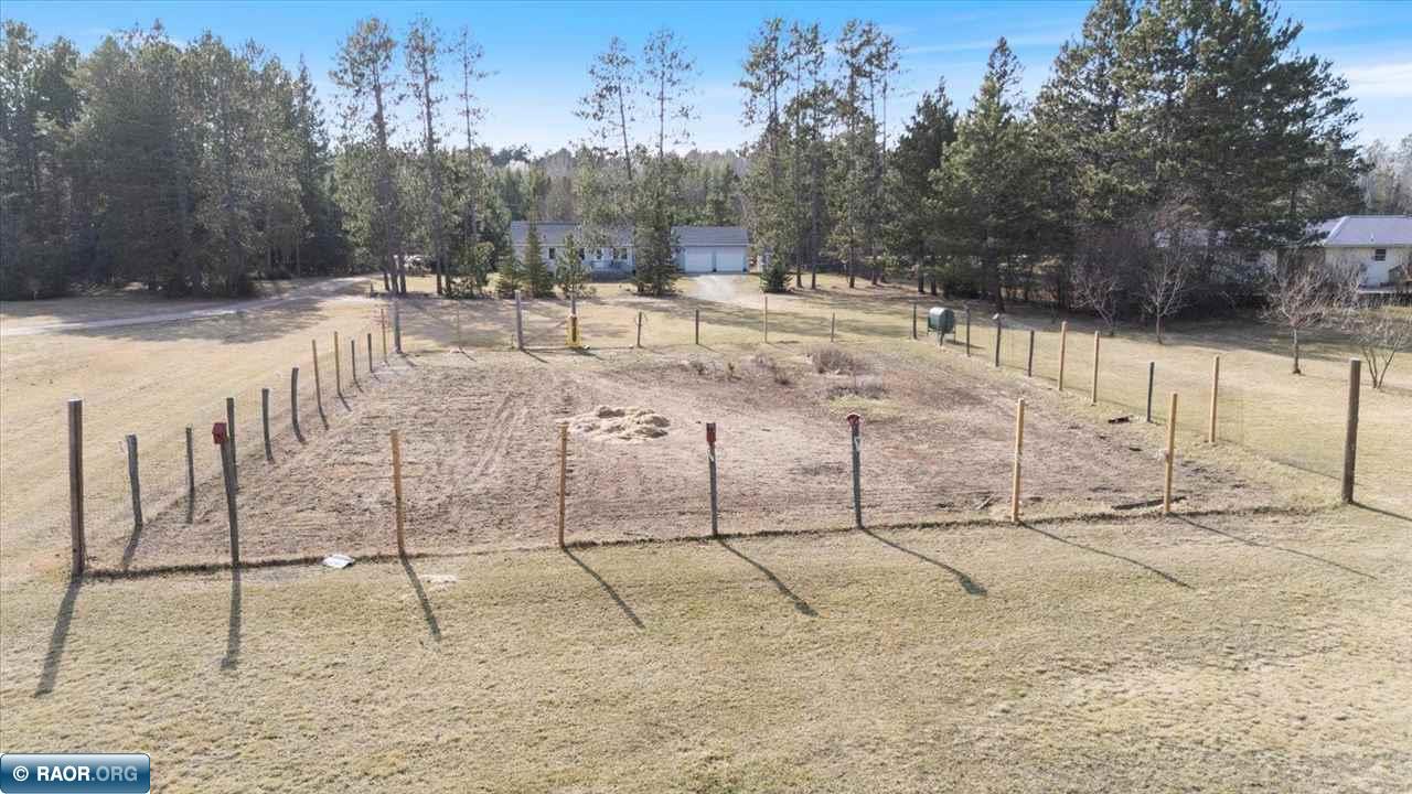 4858 Vermilion Trail