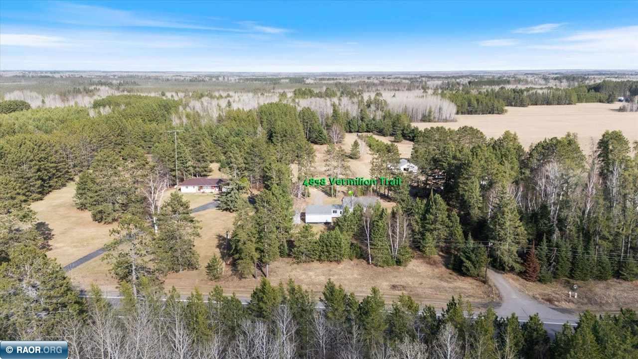 4858 Vermilion Trail