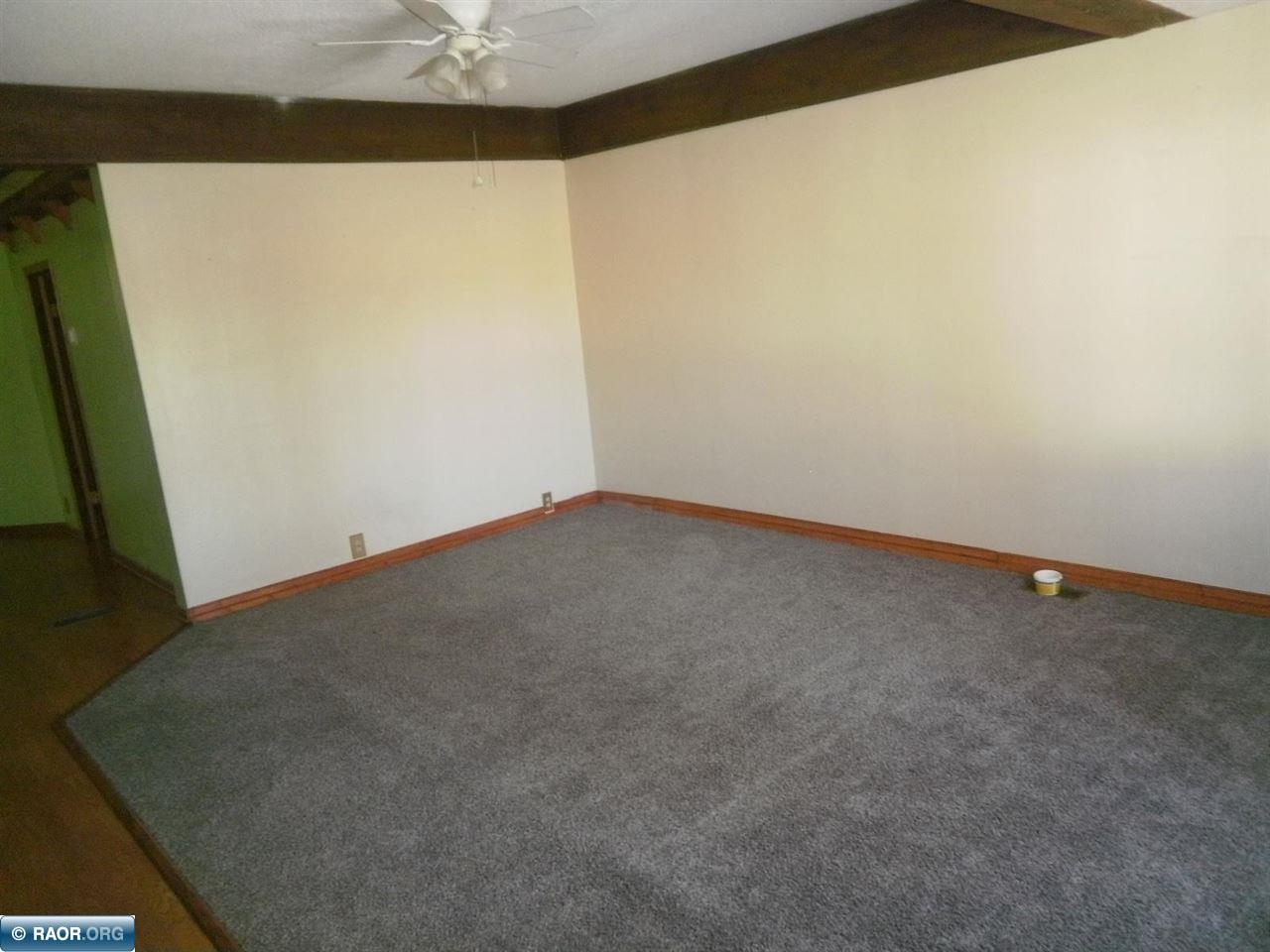 1515 E 13th Street, HIBBING, MN 55746 Listing Photo  2