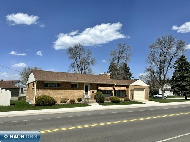 1102 S 12th St.