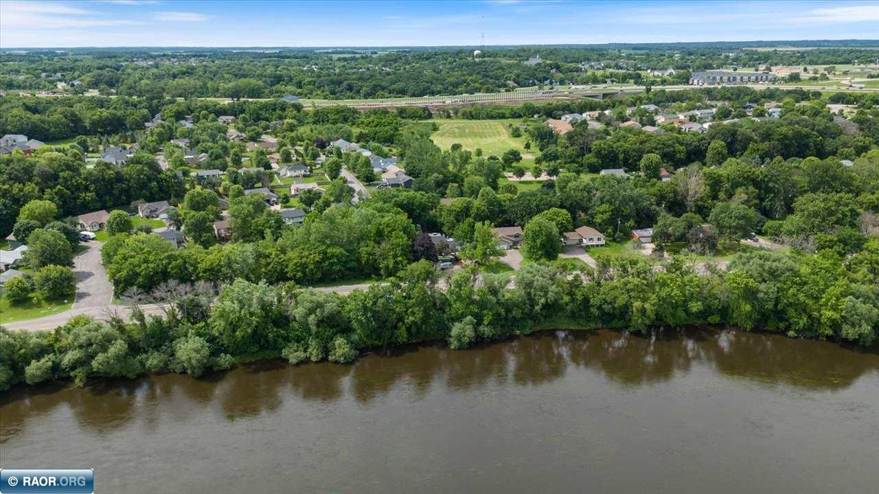 428 Riverview, Monticello, MN 55320-000 Listing Photo  8