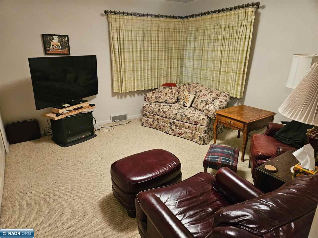 816 E 25th st, Hibbing, MN 55746 Listing Photo  26