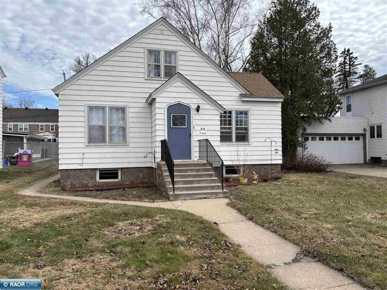 910 Minnesota Street, Hibbing, MN 55746 Listing Photo  9