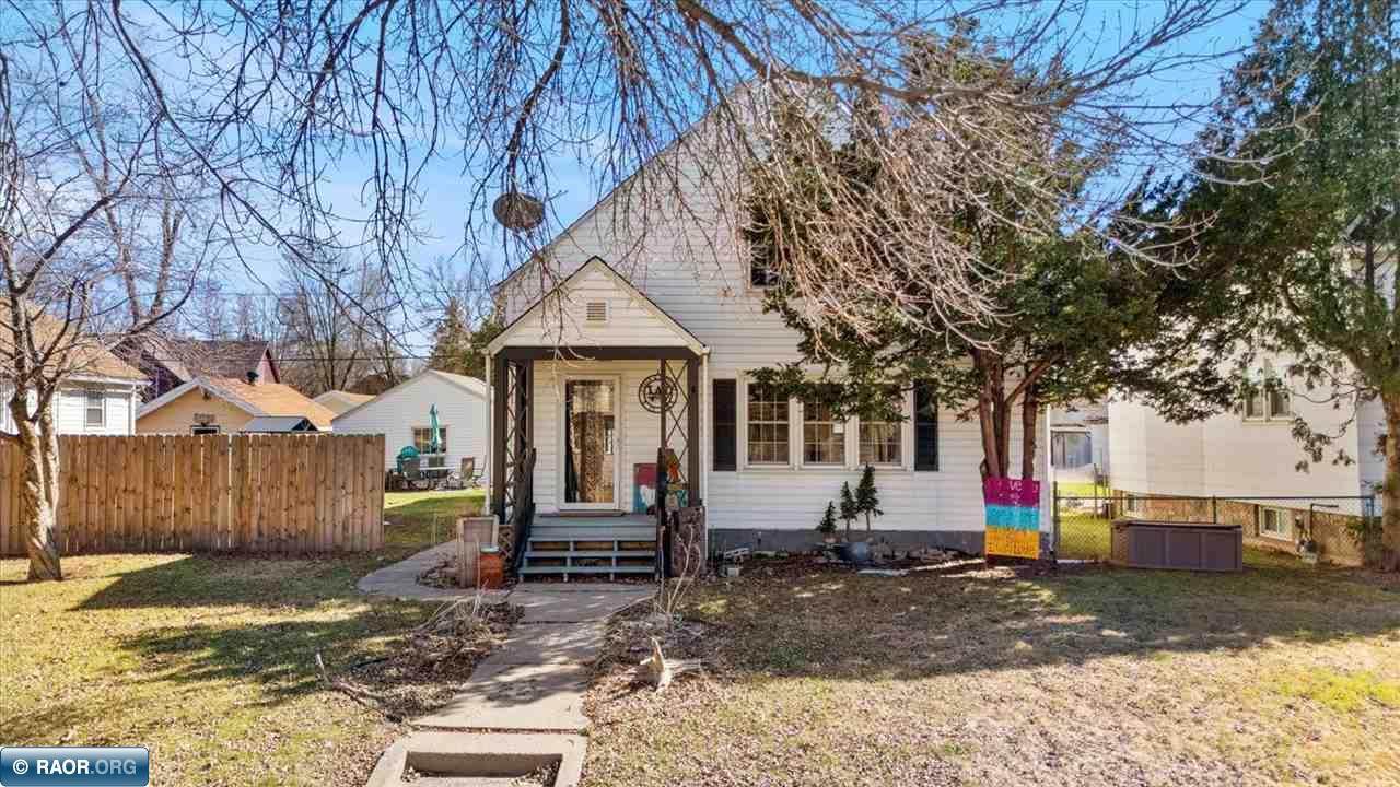 314 S 4th St.