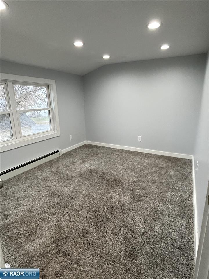 2605 E 4th Ave, Hibbing, MN 55746 Listing Photo  16