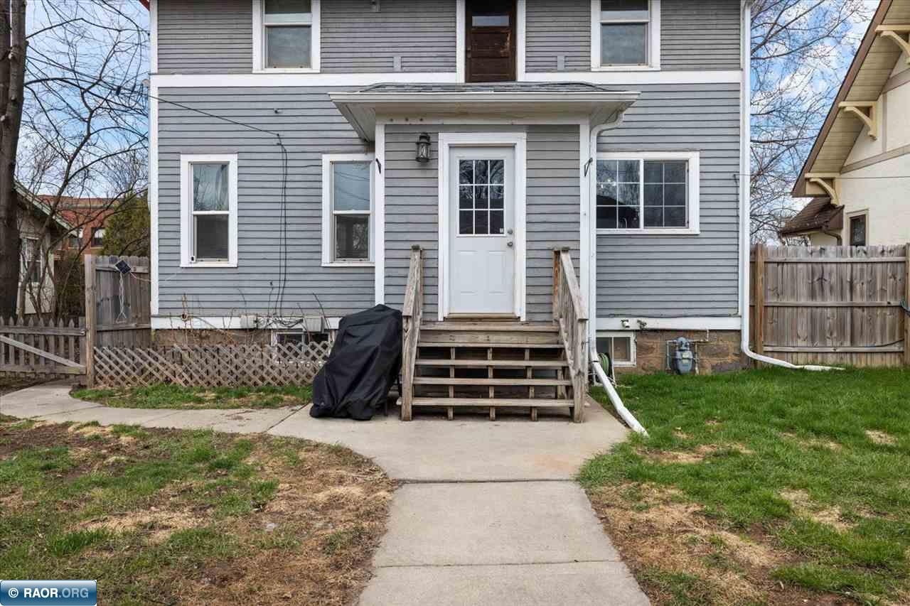 814 E Howard St, Hibbing, MN 55746 Listing Photo  10